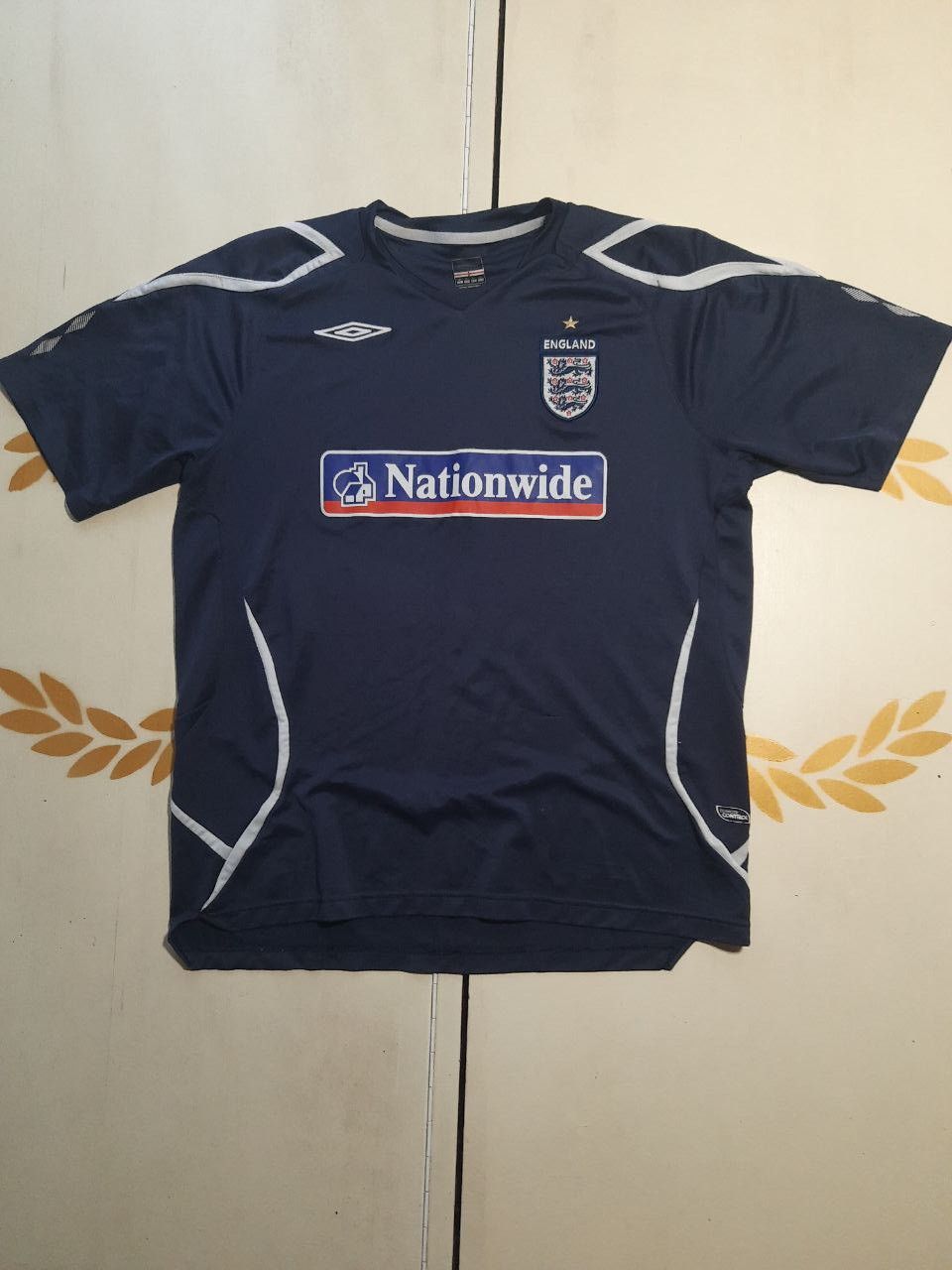 Umbro Umbro England Jersey 2006-2007 Size US XL / EU 56 / 4 - 1 Thumbnail