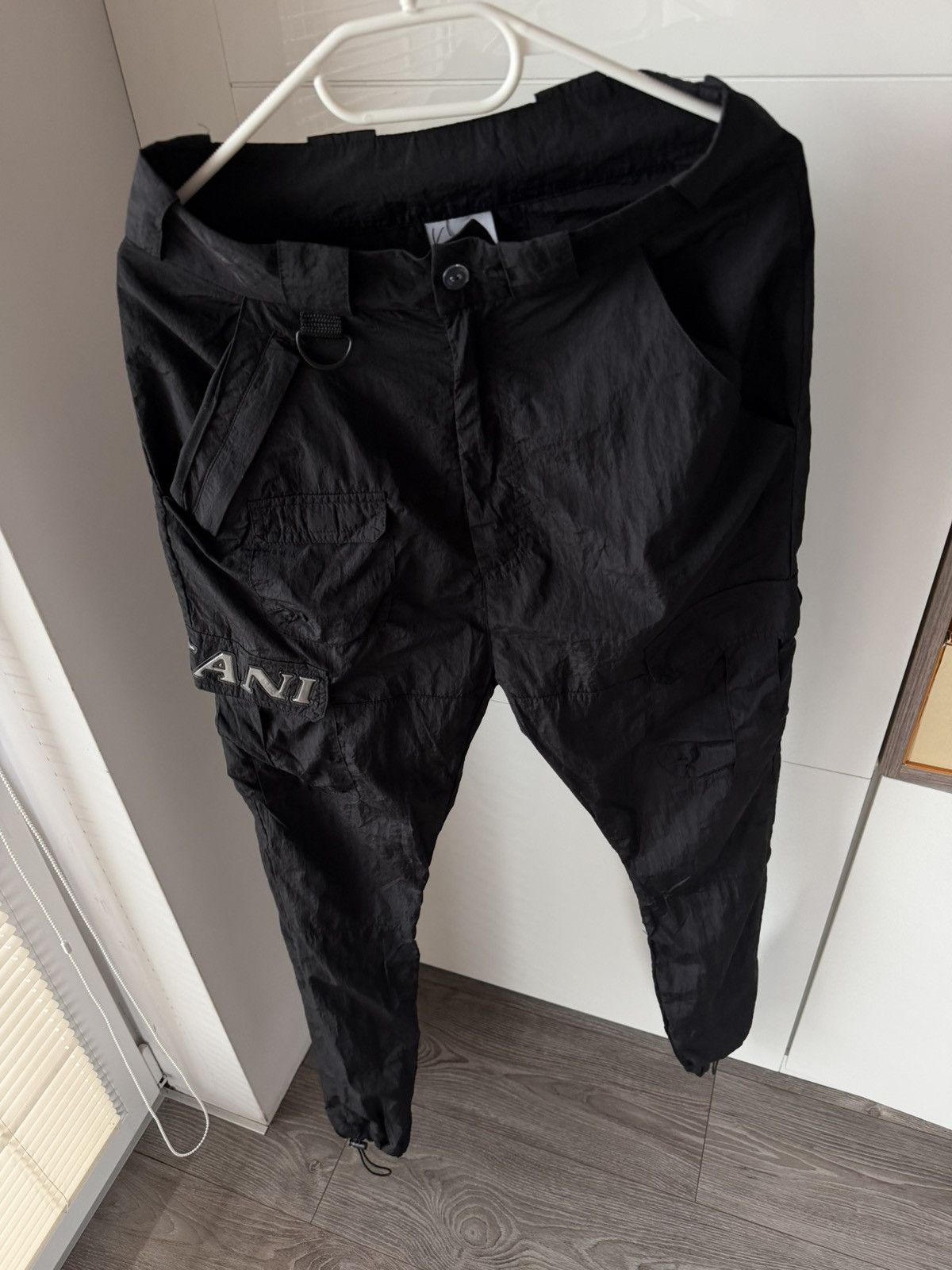 Karl Kani Karl Kani Embroidered Logo Nylon Rap Black Unisex Joggers Size US 30 / EU 46 - 5 Thumbnail