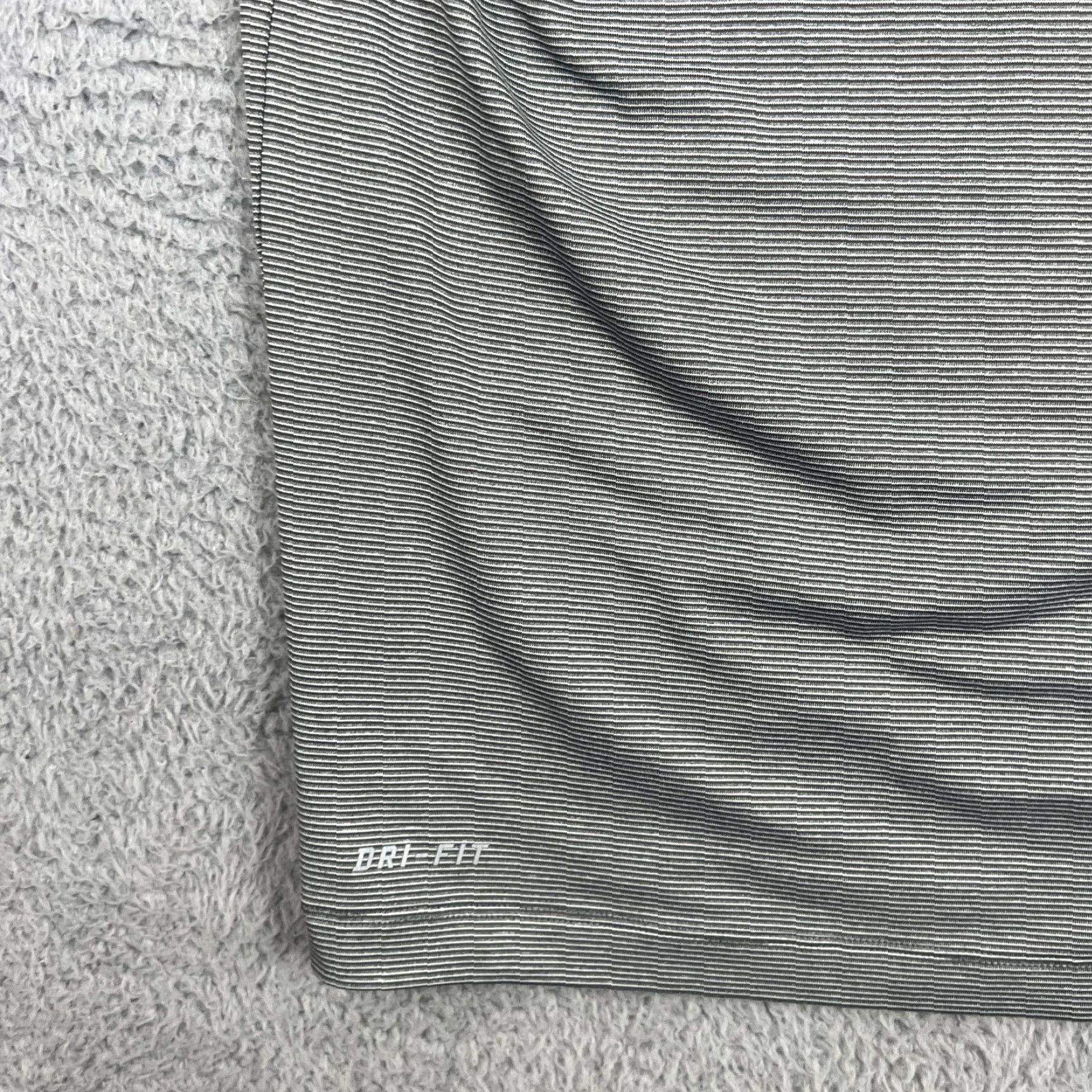 Nike Nike Tiger Woods Collection Polo Mens Medium Dri-Fit Golf Shirt Gray Stripes Size US M / EU 48-50 / 2 - 2 Thumbnail