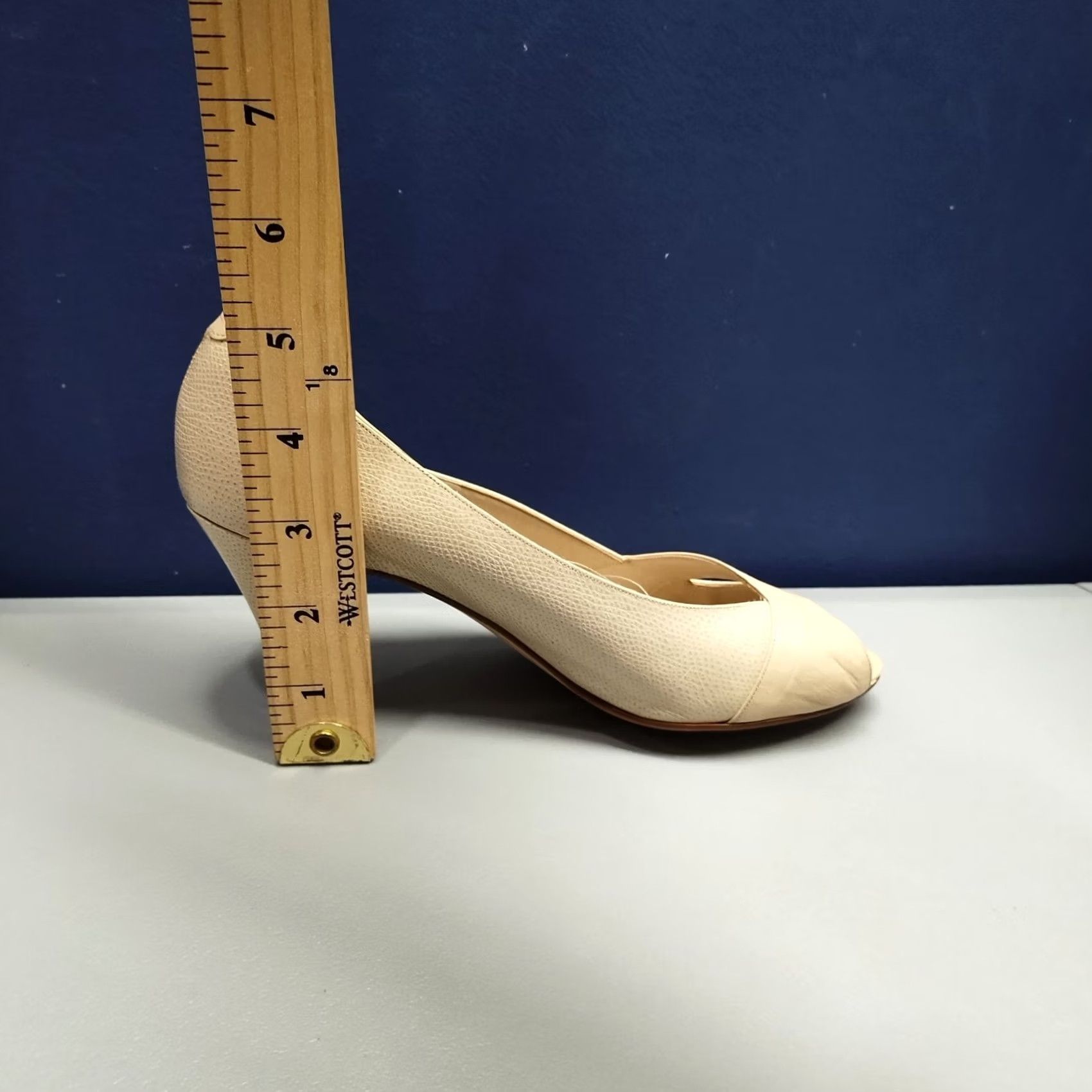 Vintage Enzo Angiolini Classic Pump Heels Tan Leather Peep Toe Slip On Womens Size 5.5M Size US 6 / IT 36 - 7 Thumbnail