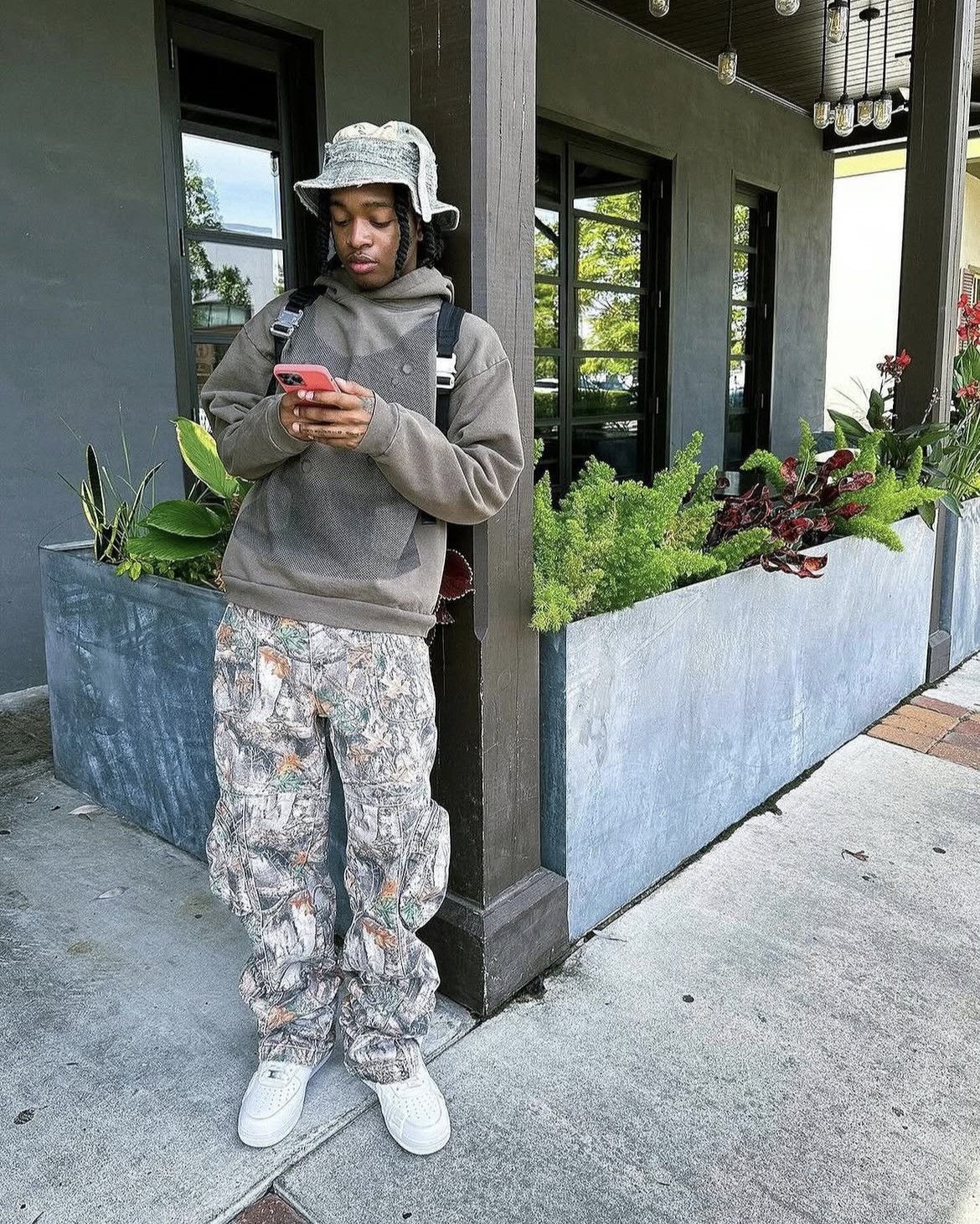 GV Gallery Realtree Camo Cargos