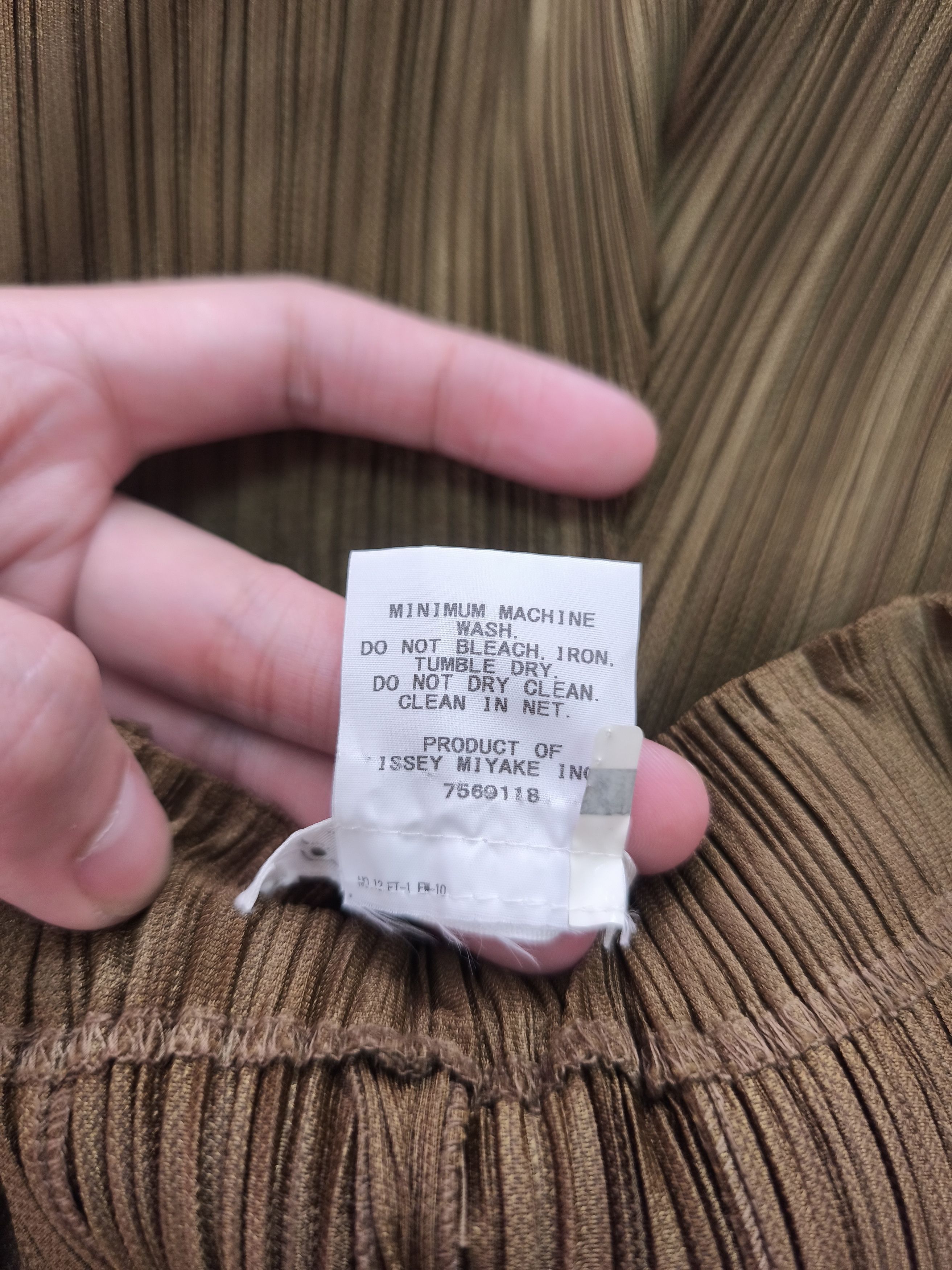 Pleats Please Issey Miyake Pleats Please kick pleat Size 24" / US 00 / IT 34 - 7 Thumbnail