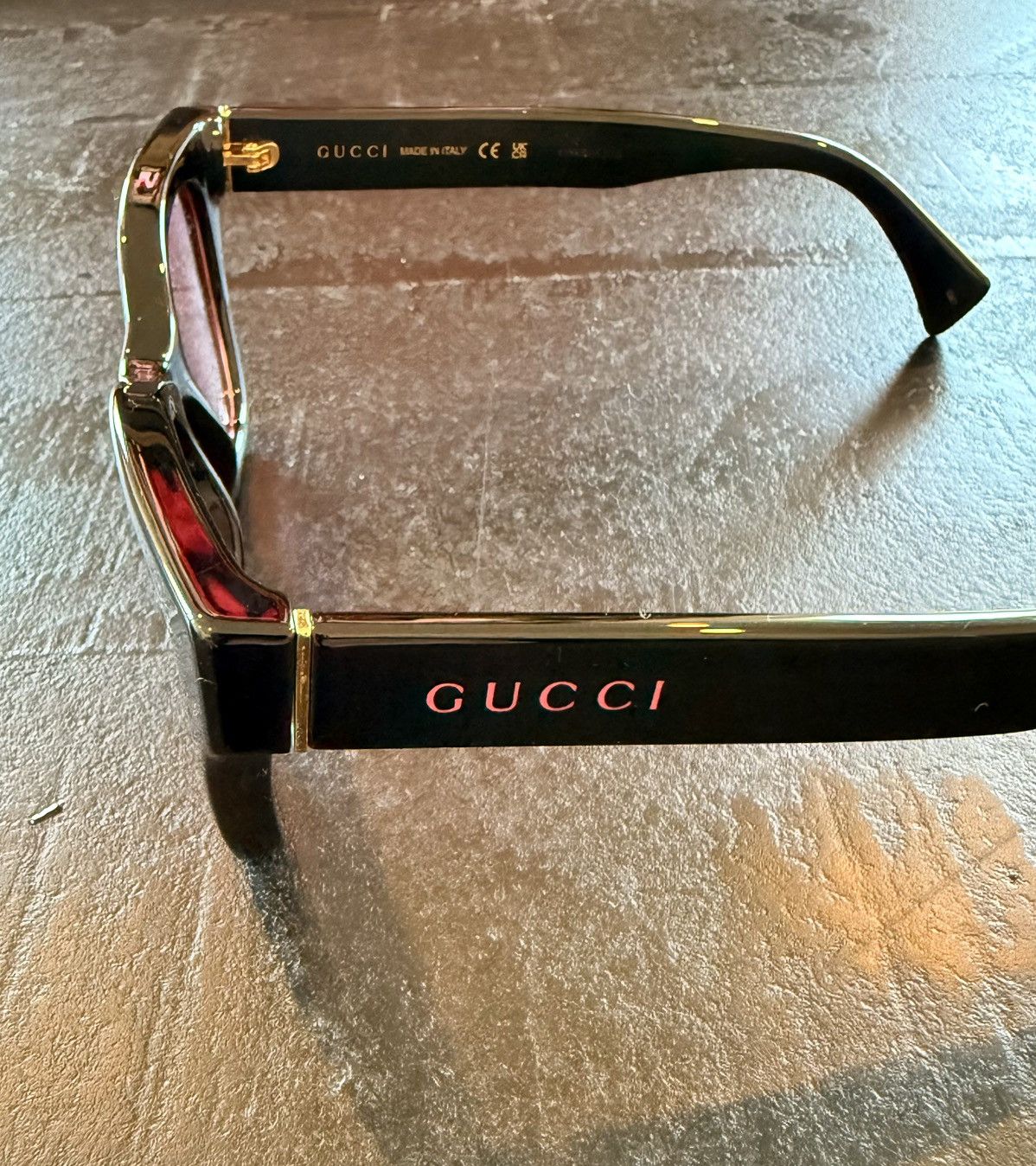 Gucci New Gucci GG1133S 003 Black Frame with Pink Lenses & Logo Size ONE SIZE - 20 Thumbnail
