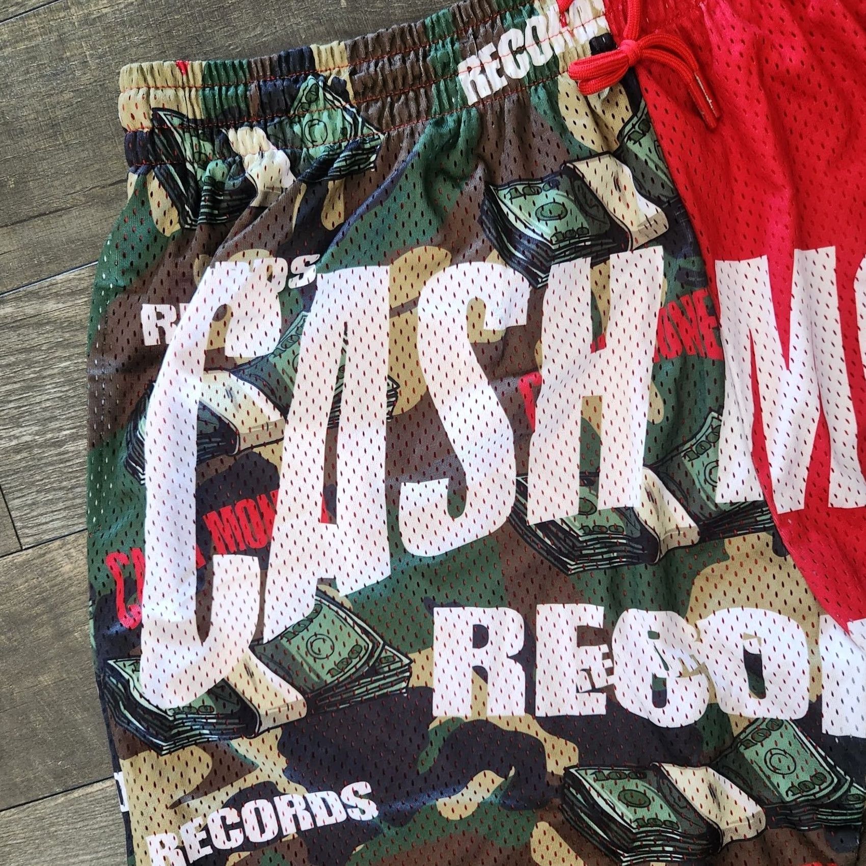 Vintage Headgear Classics Basketball Shorts 3XL Hip Hop Y2k Wayne Red Camo Mens Size US 39 - 4 Thumbnail