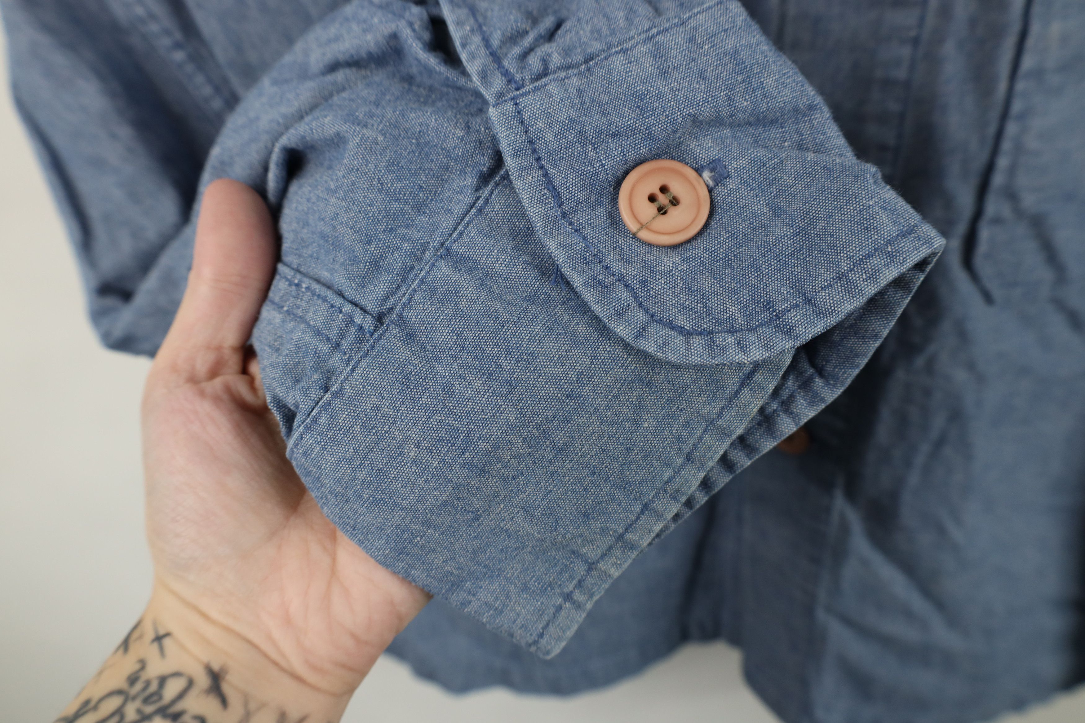 Vintage Vintage 70s Streetwear Chambray Collared Button Shirt Jacket Size US L / EU 52-54 / 3 - 5 Thumbnail