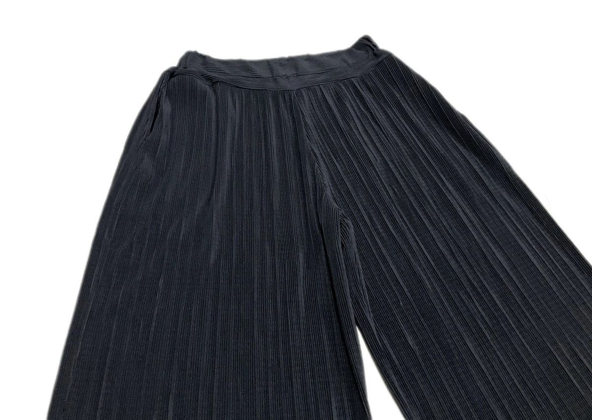 Japanese Brand 🔥Sick Japanese Pleated Issey Miyake Style Wide Pants Size US 30 / EU 46 - 2 Thumbnail