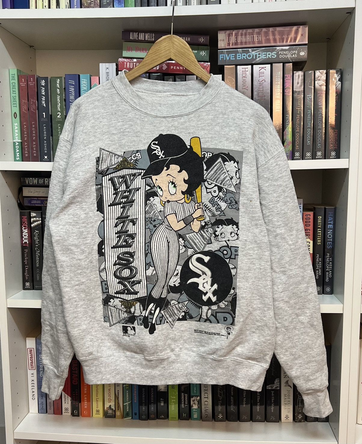 MLB Vintage Chicago Whitesox X Betty Boop Size US M / EU 48-50 / 2 - 1 Thumbnail