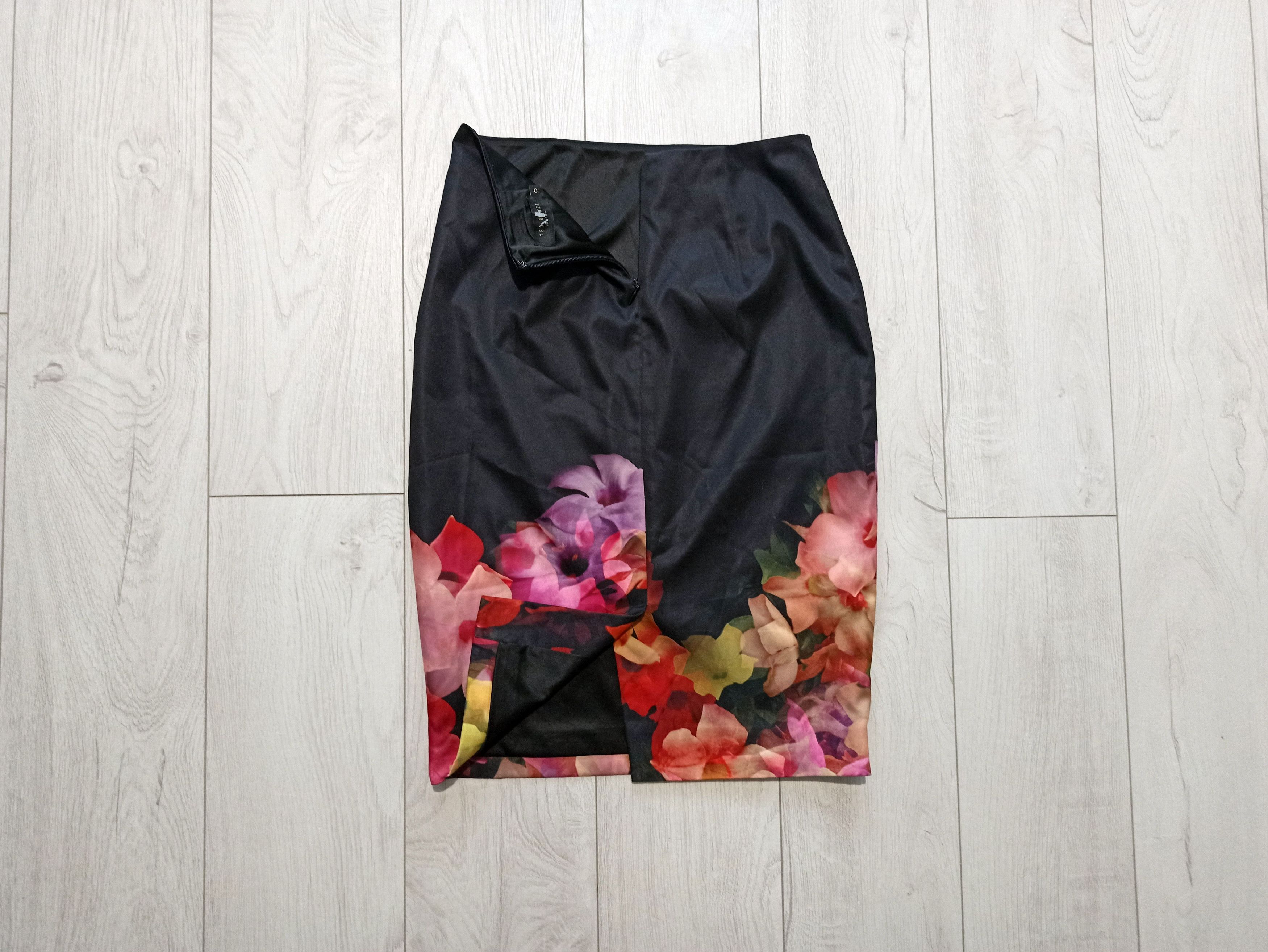 Ted Baker Ted Baker pencil skirt Size 25" / US 0 / IT 36 - 5 Thumbnail