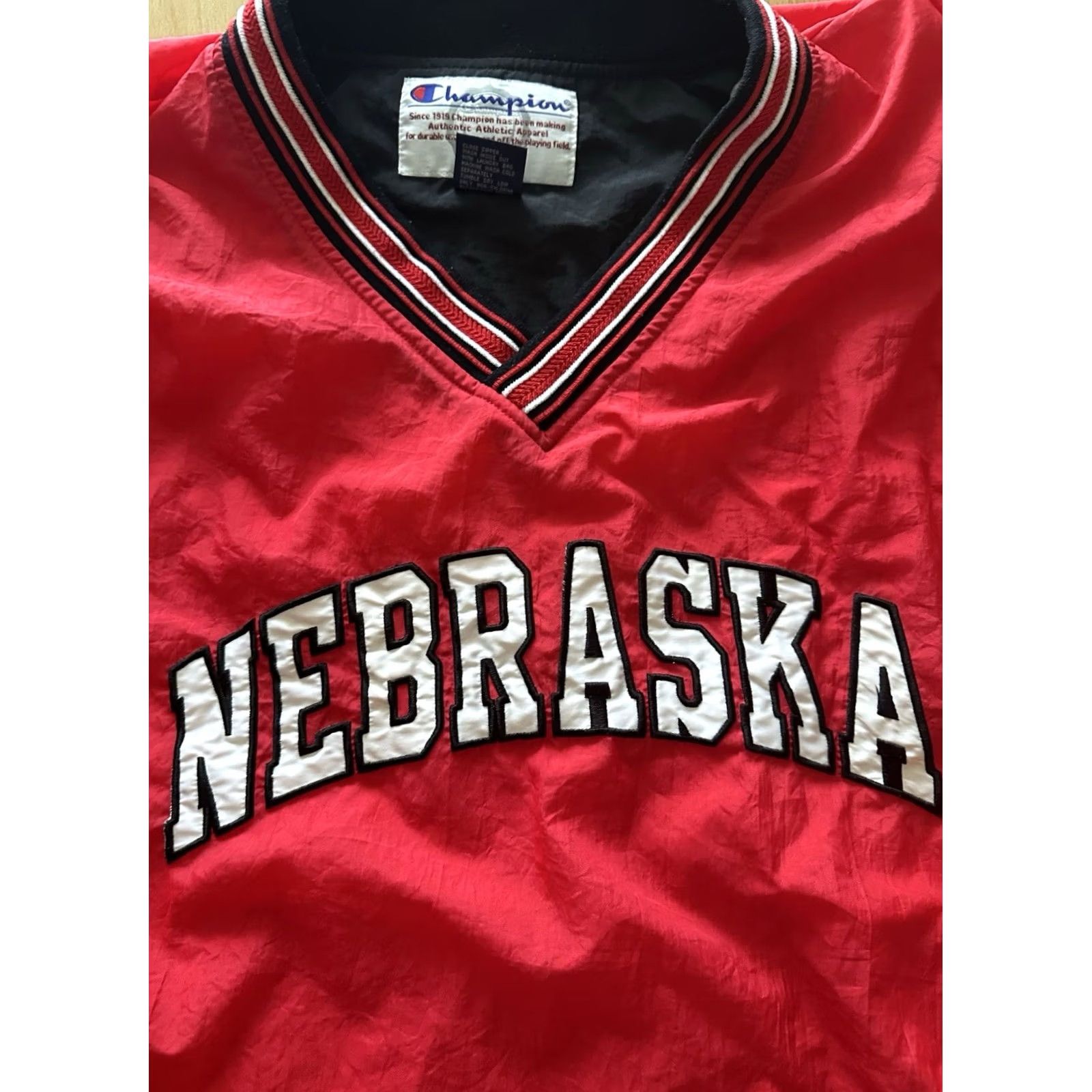 Champion VINTAGE Champion Huskers Windbreaker Jacket Mens XL Red Nylon Softshell Pullover Logo 90s Nebraska NCAA Sports Husker Fans Size US XL / EU 56 / 4 - 2 Thumbnail
