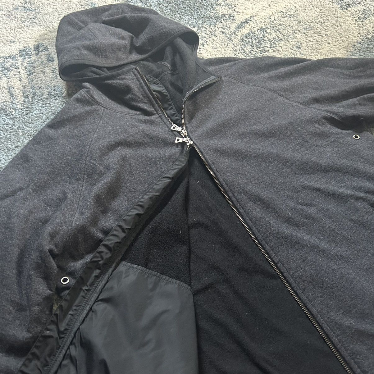 Prada Y2K MiUCCiA PRADA SPORT LiNEA ROSSA RiRi FULL ZiP ANTHRACiTE Size US L / EU 52-54 / 3 - 13 Thumbnail