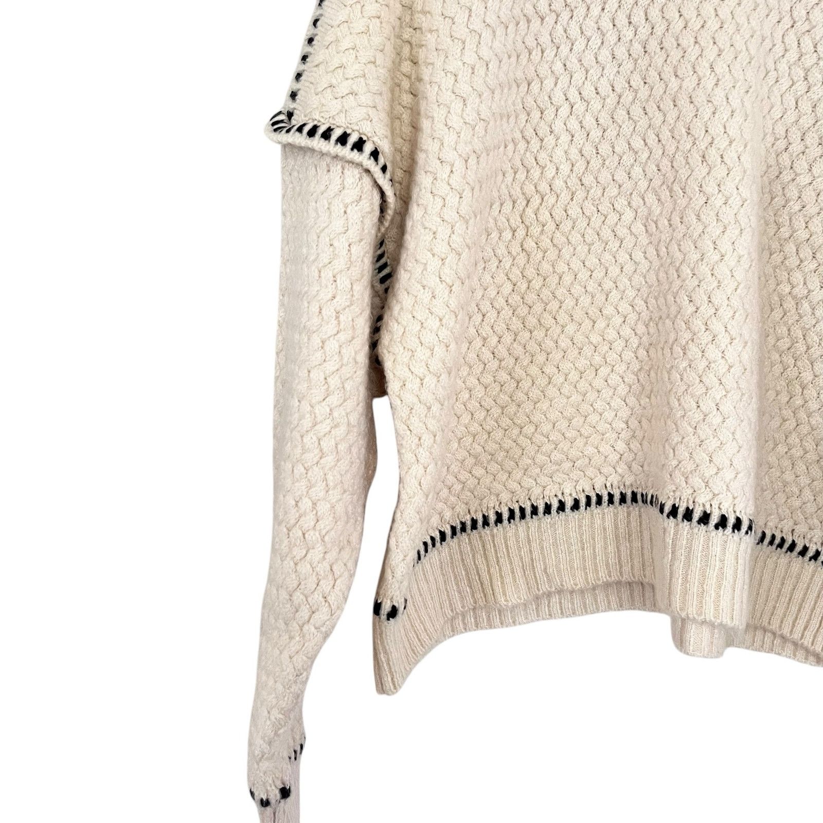 Zara Zara Cream Contrast Topstitching Woven Knit Pullover Sweater Size S / US 4 / IT 40 - 4 Thumbnail