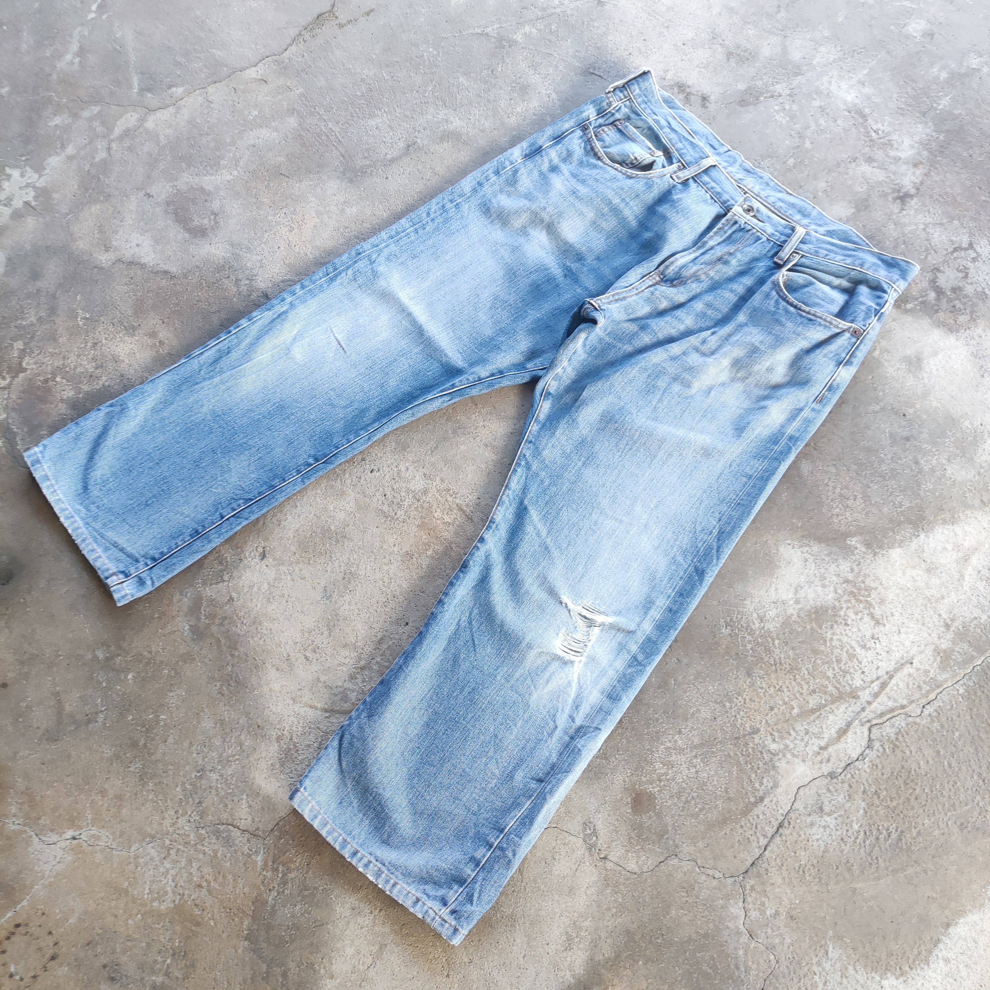 Japanese Brand Vintage Japanese Brand Buggy Jeans Distressed Faded Pants Size US 37 - 8 Thumbnail
