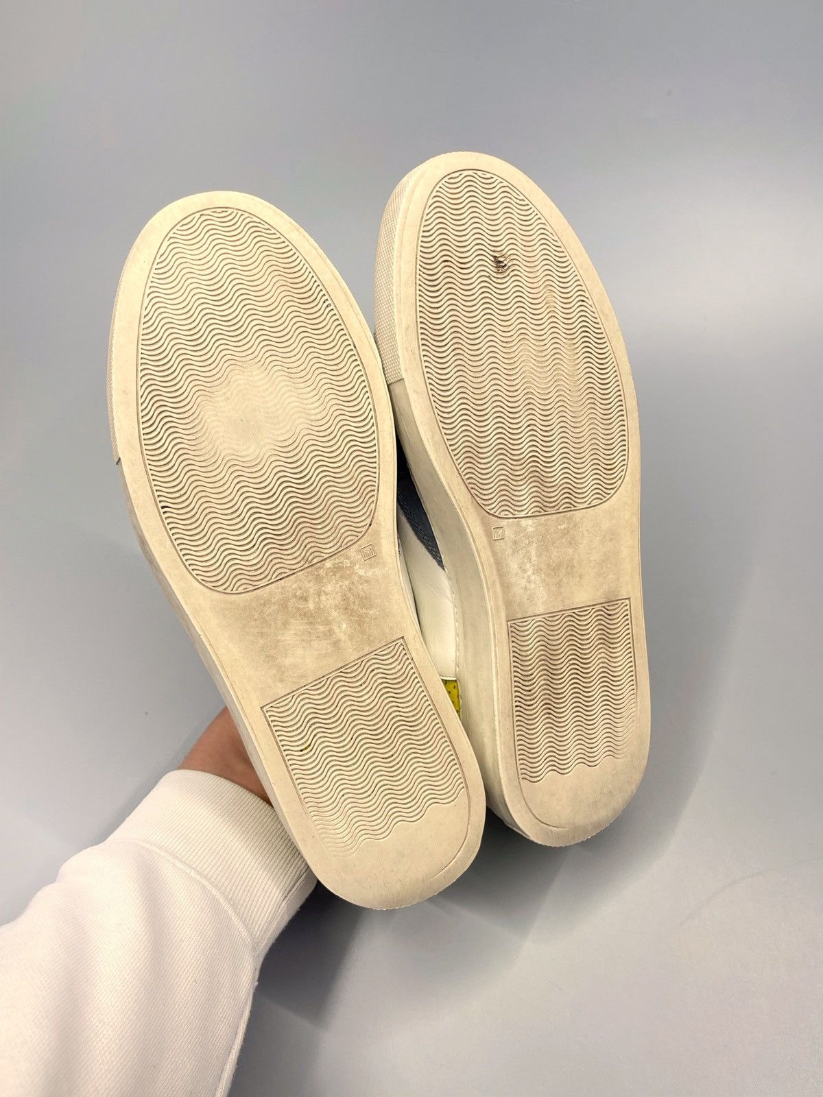 Maison Margiela Maison Margiela Hi-Top Sneakers MM6 Size US 6 / EU 39 - 12 Thumbnail