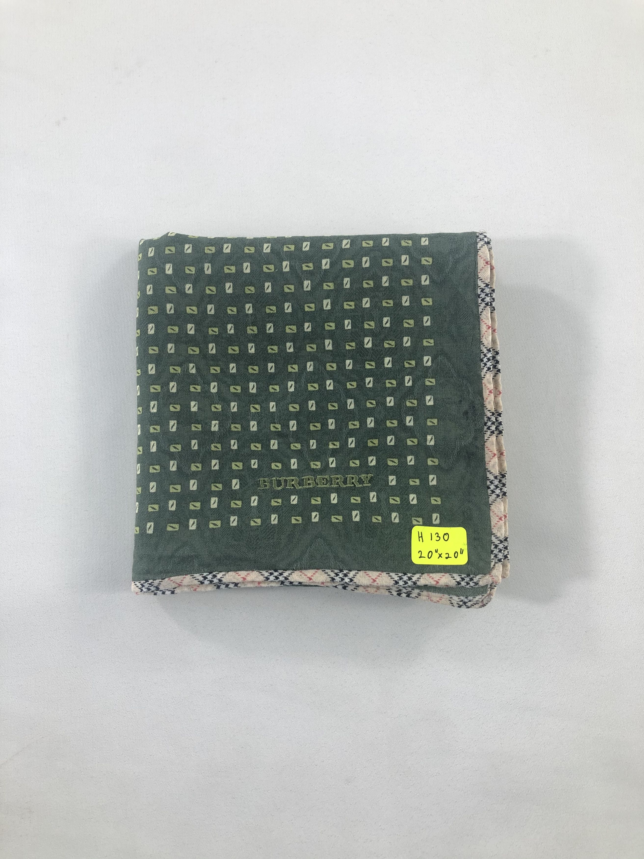Burberry Burberry Handkerchief / Bandana / Neckerchief Size ONE SIZE - 4 Thumbnail