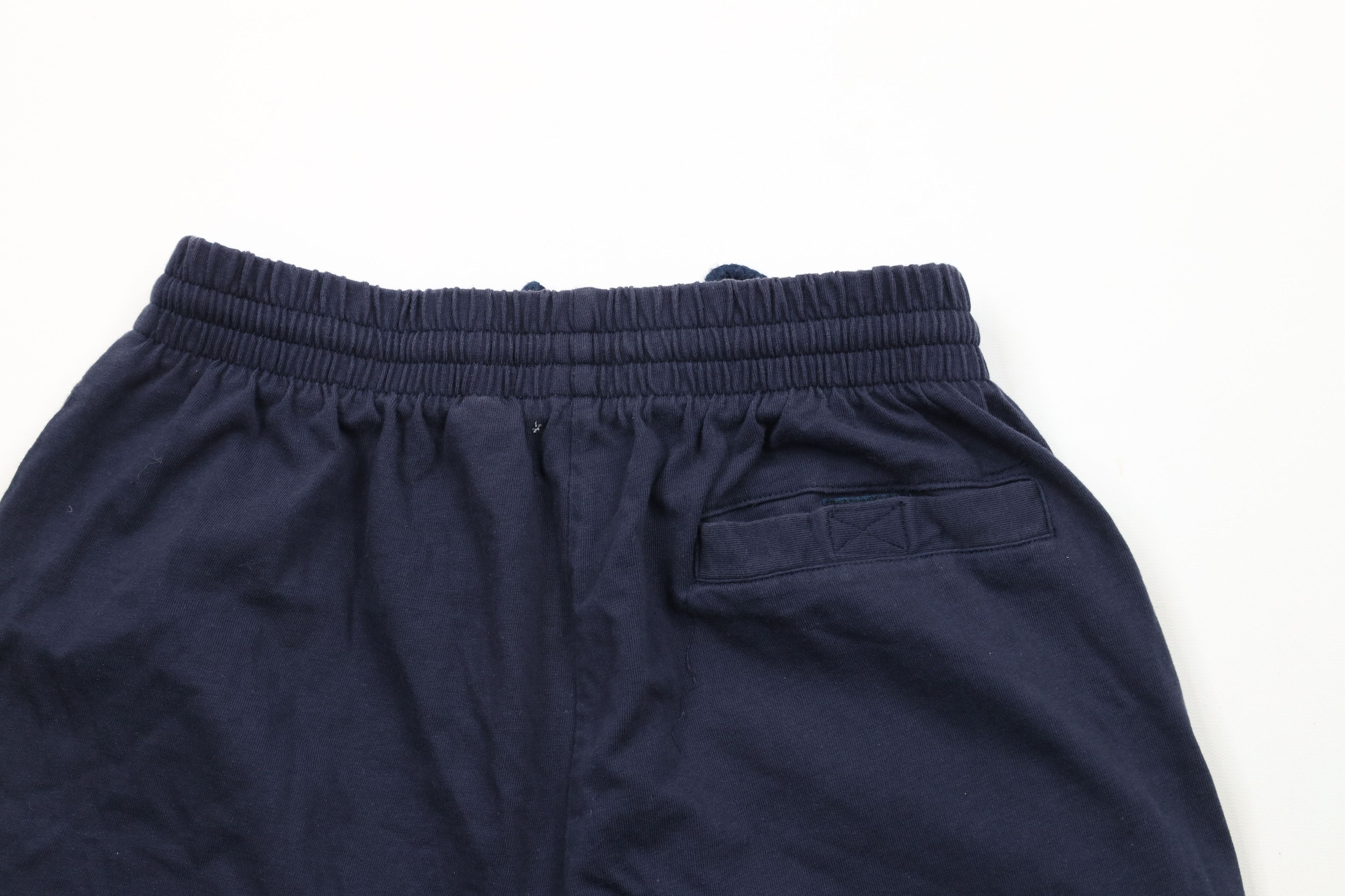 Fila × Vintage Vintage 90s Fila Out Above Knee Heavyweight Cotton Shorts Size US 34 / EU 50 - 9 Thumbnail