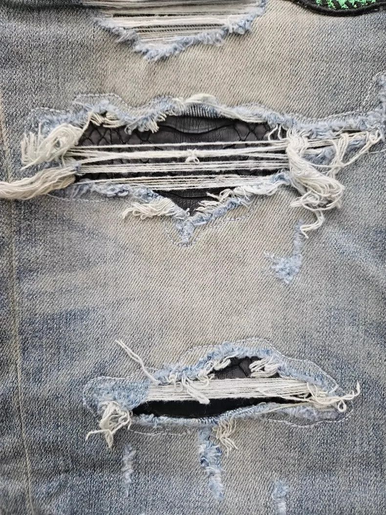 Amiri Amiri embroidered badge patched denim Size US 32 / EU 48 - 6 Thumbnail