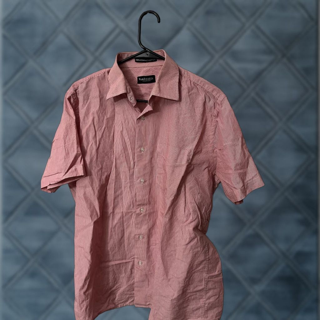 Van Heusen Van Heusen Red Striped Short Sleeve Button-Up Shirt 16.5 Compact Cotton Men's Regular Fit Size 16.5 Size US L / EU 52-54 / 3 - 1 Thumbnail