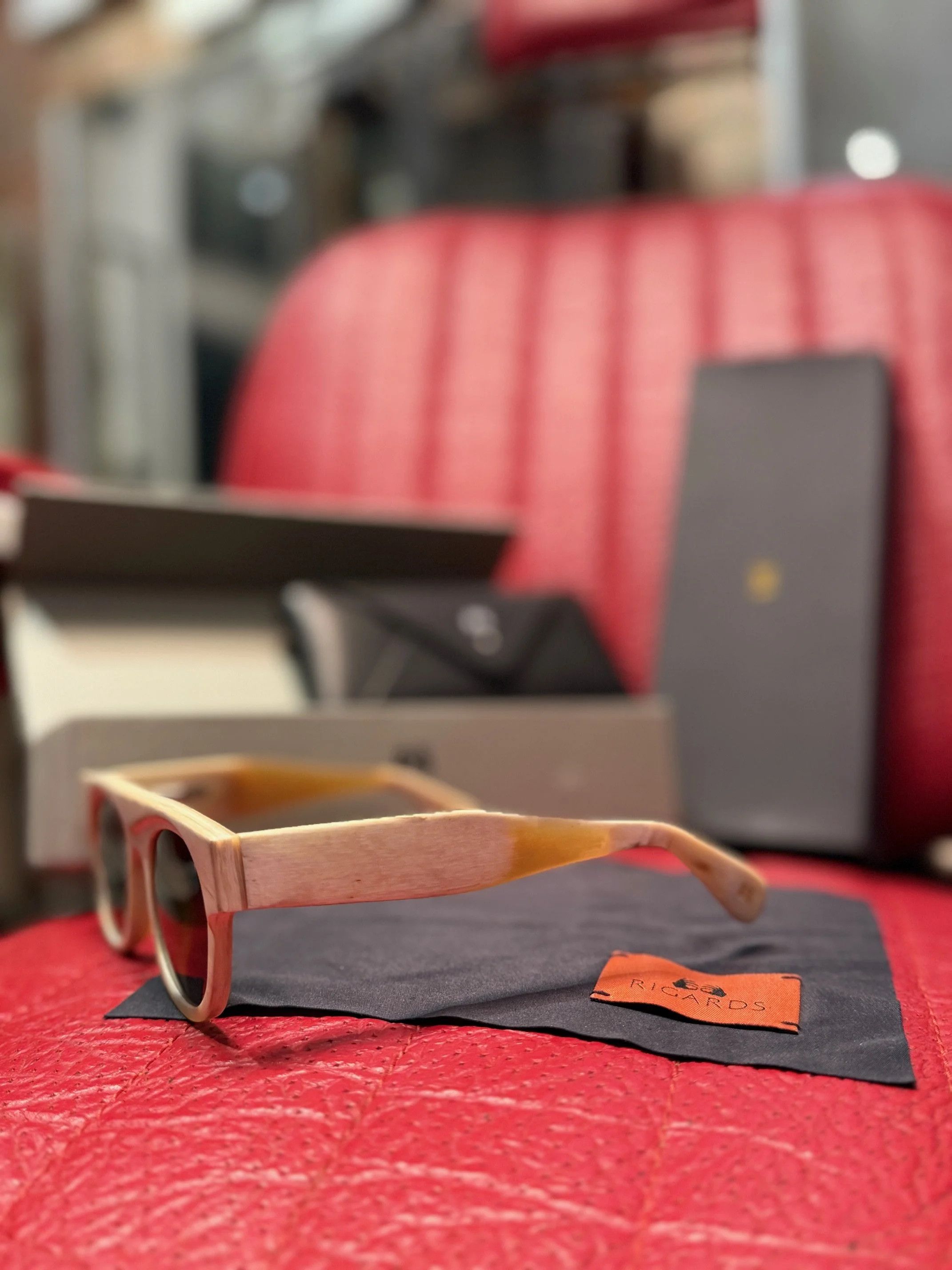 Rigards Rigards Limited Edition Genuine Horn Sunglasses Size ONE SIZE - 8 Thumbnail