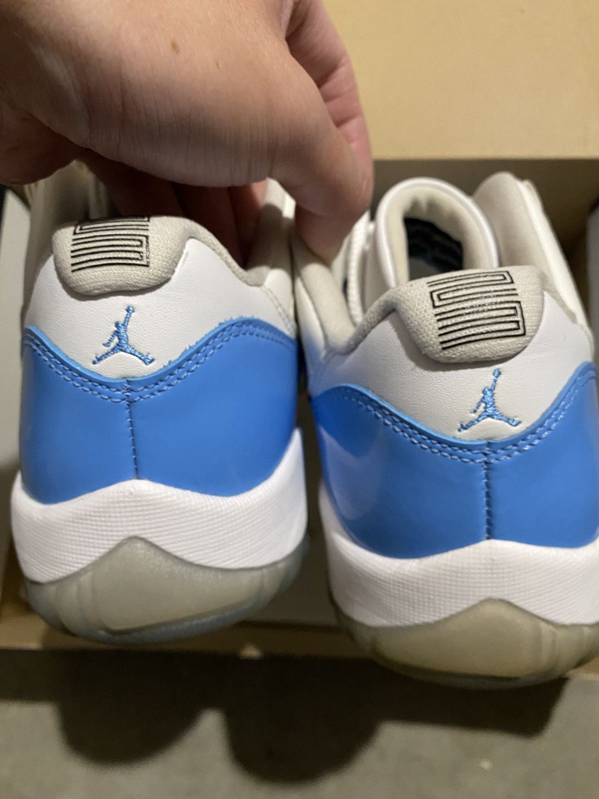 Jordan Brand Jordan 11 Low UNC University Blue (2017) Size US 10 / EU 43 - 6 Thumbnail