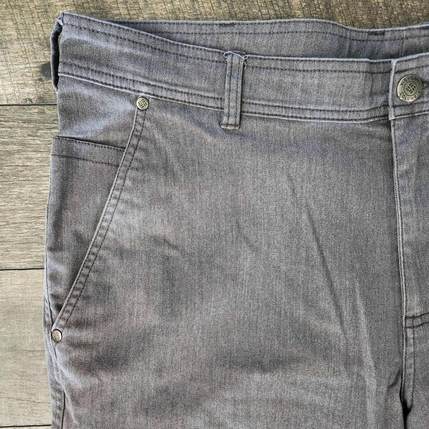 Vintage Columbia Pants 40x30 Gray Straight Fit Workwear Hiking Outdoor Casual Shirt? Size US 40 / EU 56 - 5 Thumbnail