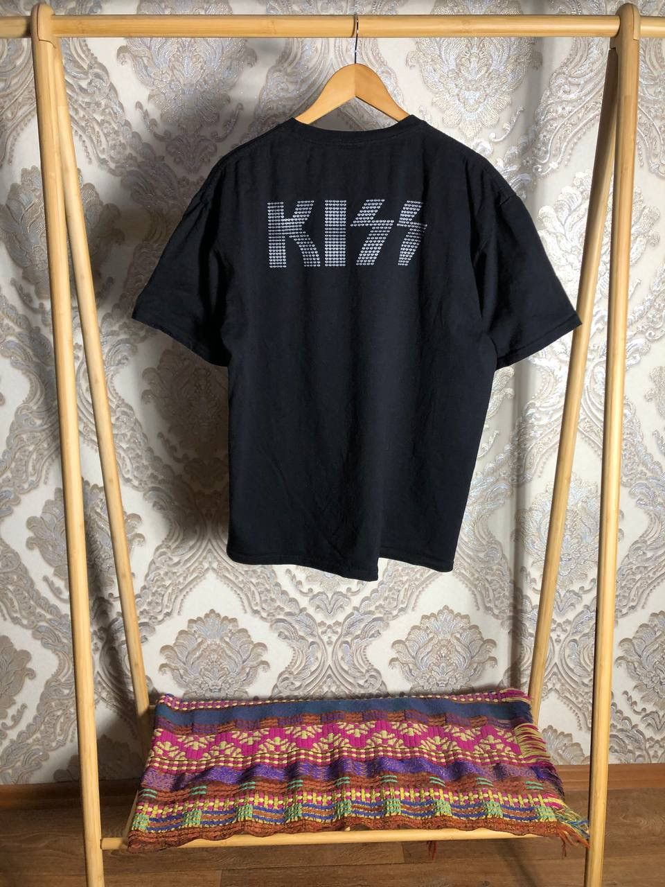 Band Tees VINTAGE KISS WORLD TOUR ROCK T-SHIRT RETRO METAL Y2K 90s Size US XL / EU 56 / 4 - 5 Thumbnail