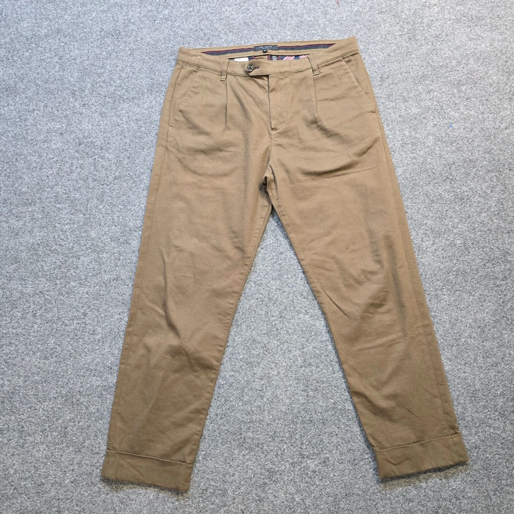Ted Baker Ted Baker Pants Mens 32 Brown Pleated Cuffed Cropped Classic Casual Preppy Shirt? Size US 32 / EU 48 - 2 Thumbnail