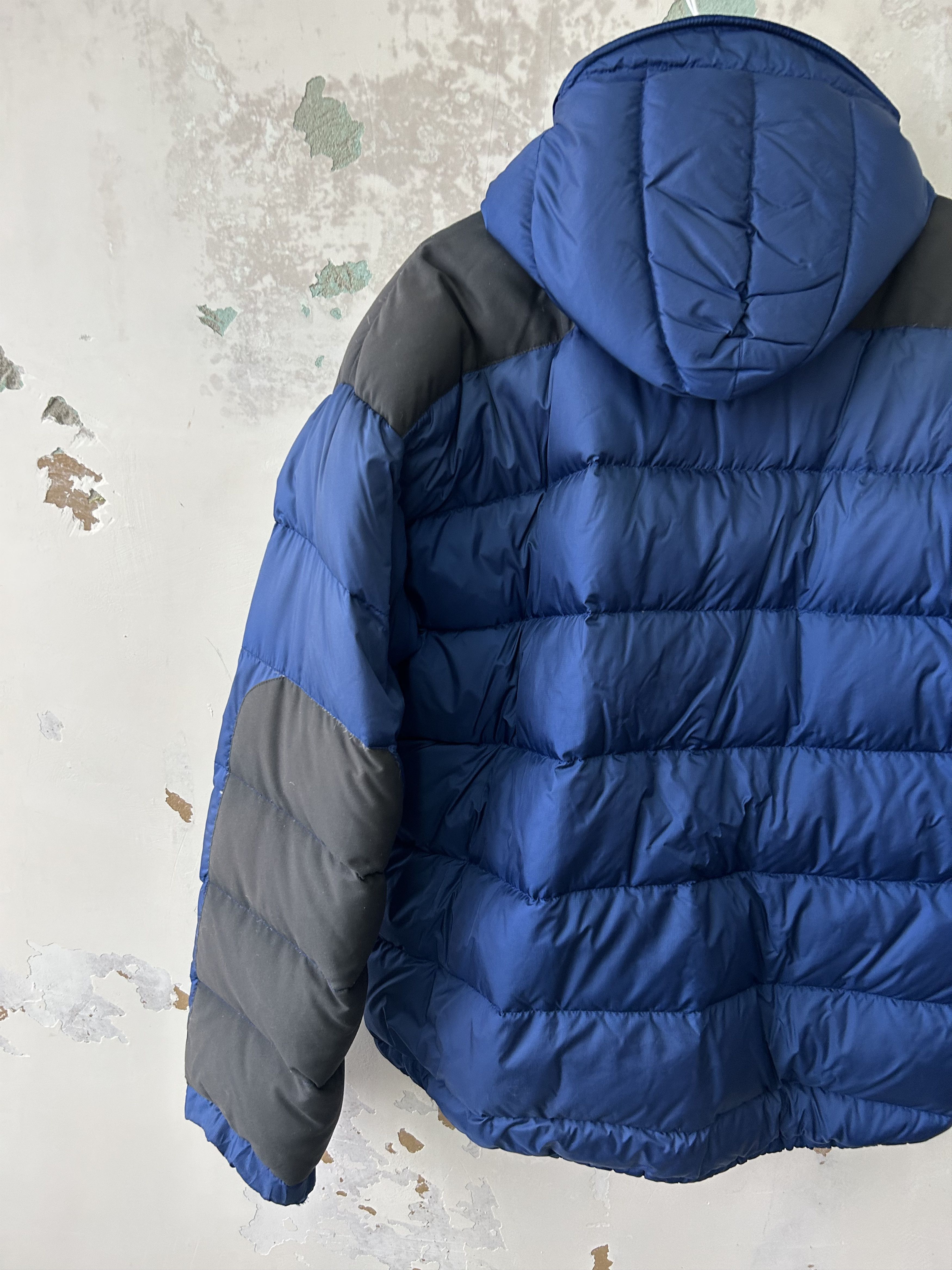 Mountain Equipment mountain equipment down puffer jacket size L Size US L / EU 52-54 / 3 - 7 Thumbnail