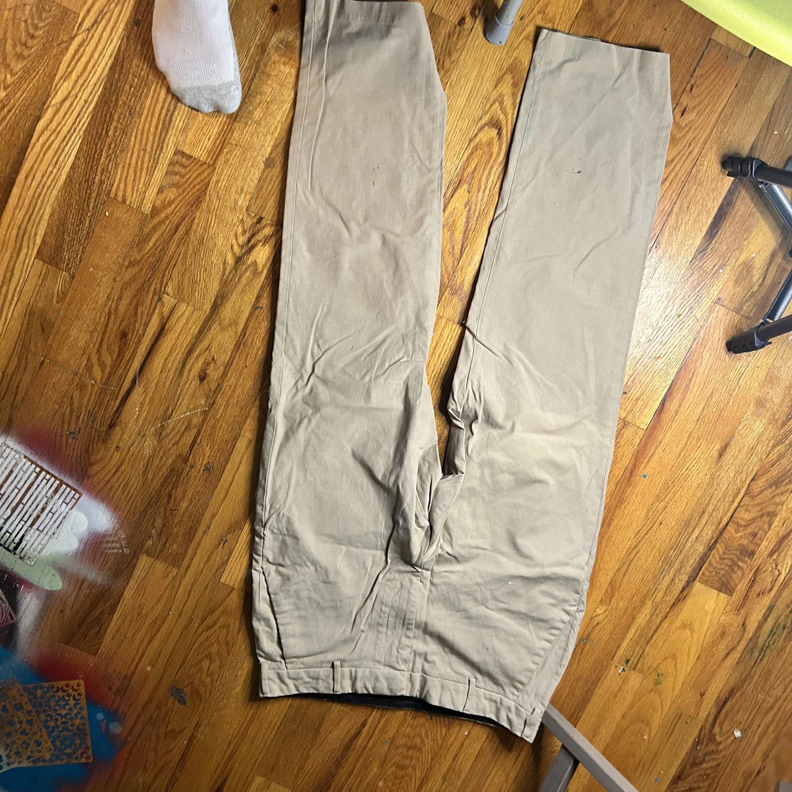 Unknown London Classic Khaki Chino Pants Van Heusen - The Pants That Mean D Size US 32 / EU 48 - 1 Thumbnail