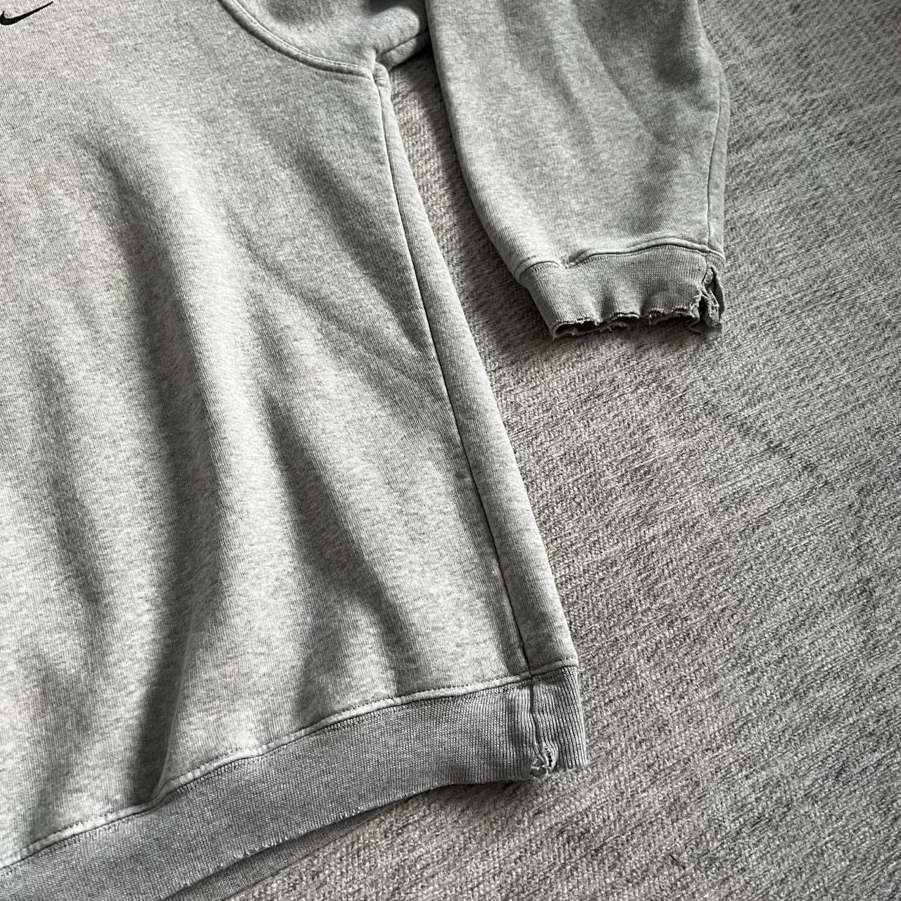 Nike Vintage 1990s Nike Grey Distressed Grunge Crewneck Sweater Size US M / EU 48-50 / 2 - 3 Thumbnail