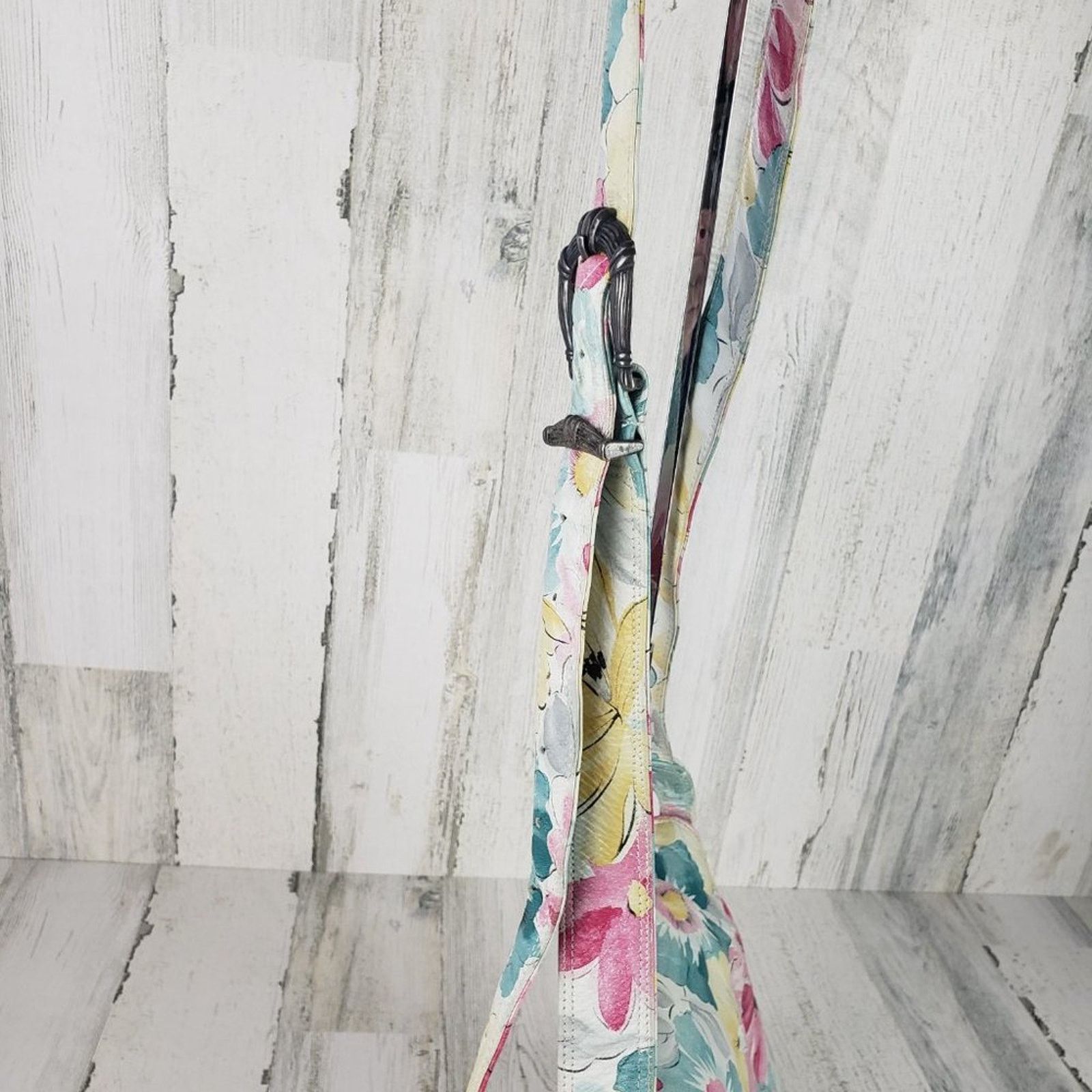 Other Viva of California Crossbody White Multicolored Floral Purse Size ONE SIZE - 4 Thumbnail