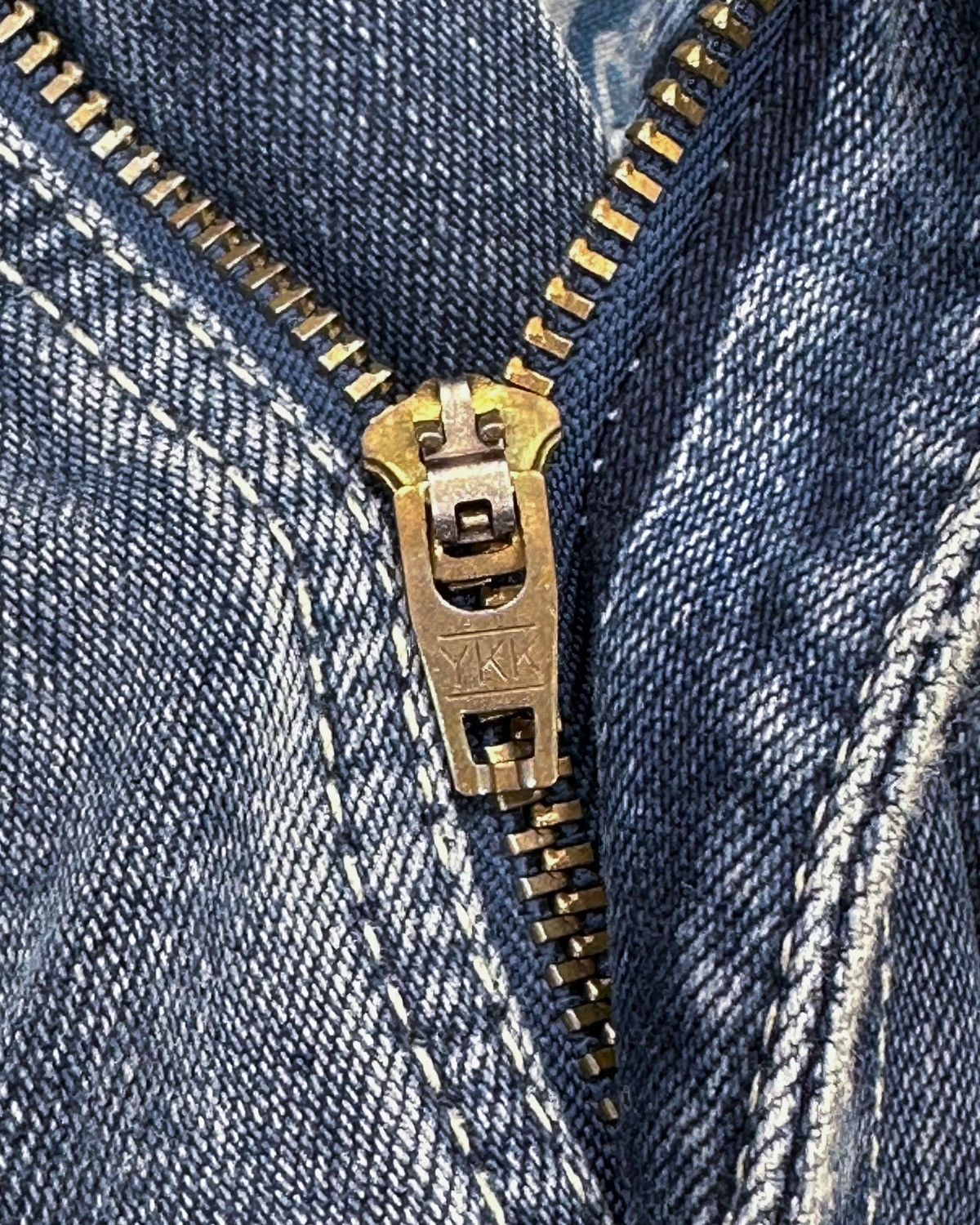 Levi's × Vintage *FREE SHIPPING* Y2K / 00s Levis L2 Made in Mexico (x) Size US 31 - 10 Thumbnail