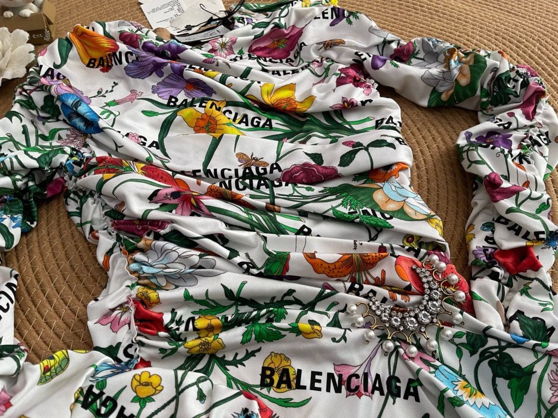 Balenciaga × Gucci Gucci X Balenciaga Blouse NWT Size XS / US 0-2 / IT 36-38 - 2 Thumbnail