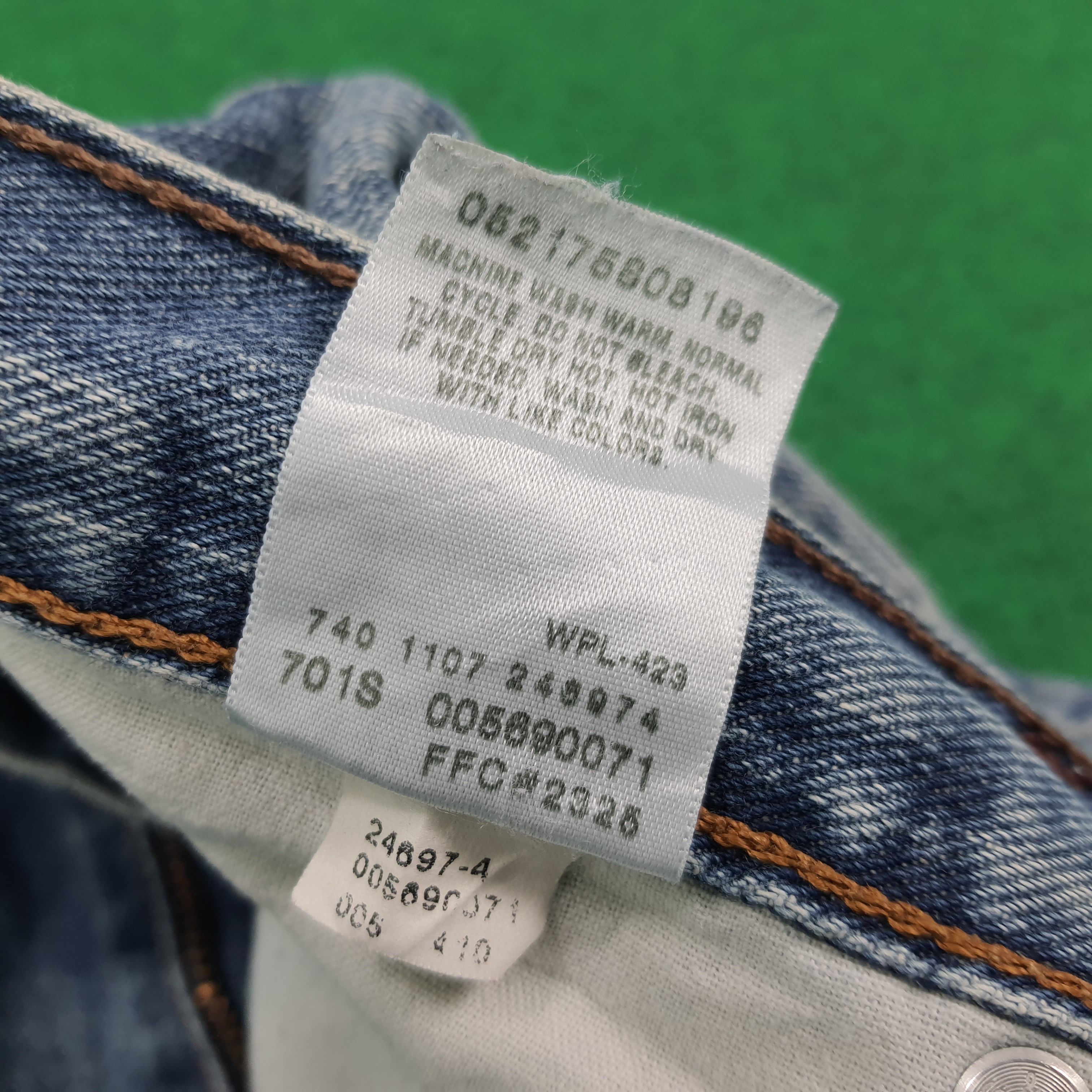 Levi's Vintage Levi's 569 Loose Straight Distressed Jeans C280N18 Size US 34 / EU 50 - 12 Thumbnail