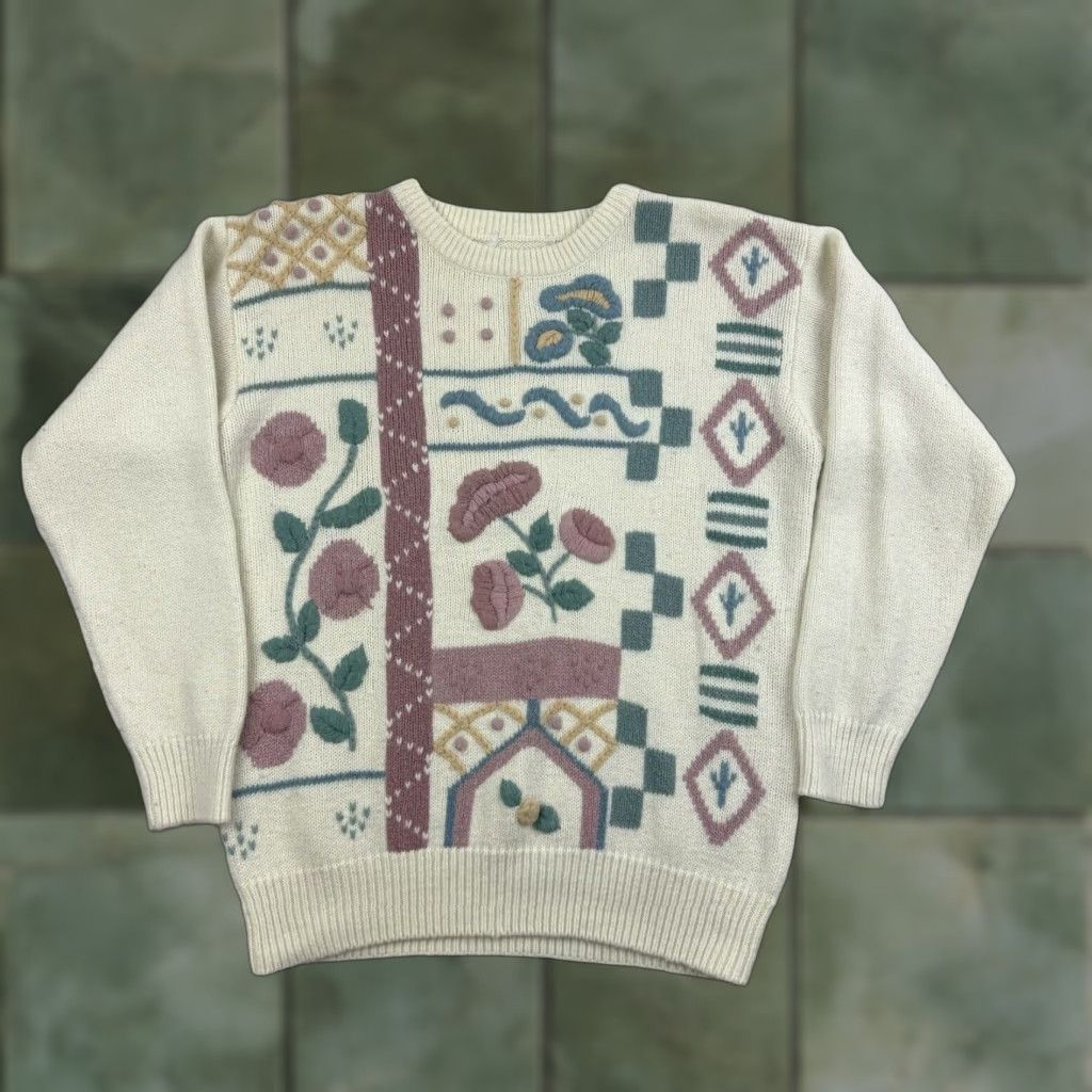 Vintage VINTAGE Flower Sweater Women's Crew Neck Knit Pullover S Ivory 90s Grandma Style Mens Womens Size S / US 4 / IT 40 - 1 Thumbnail