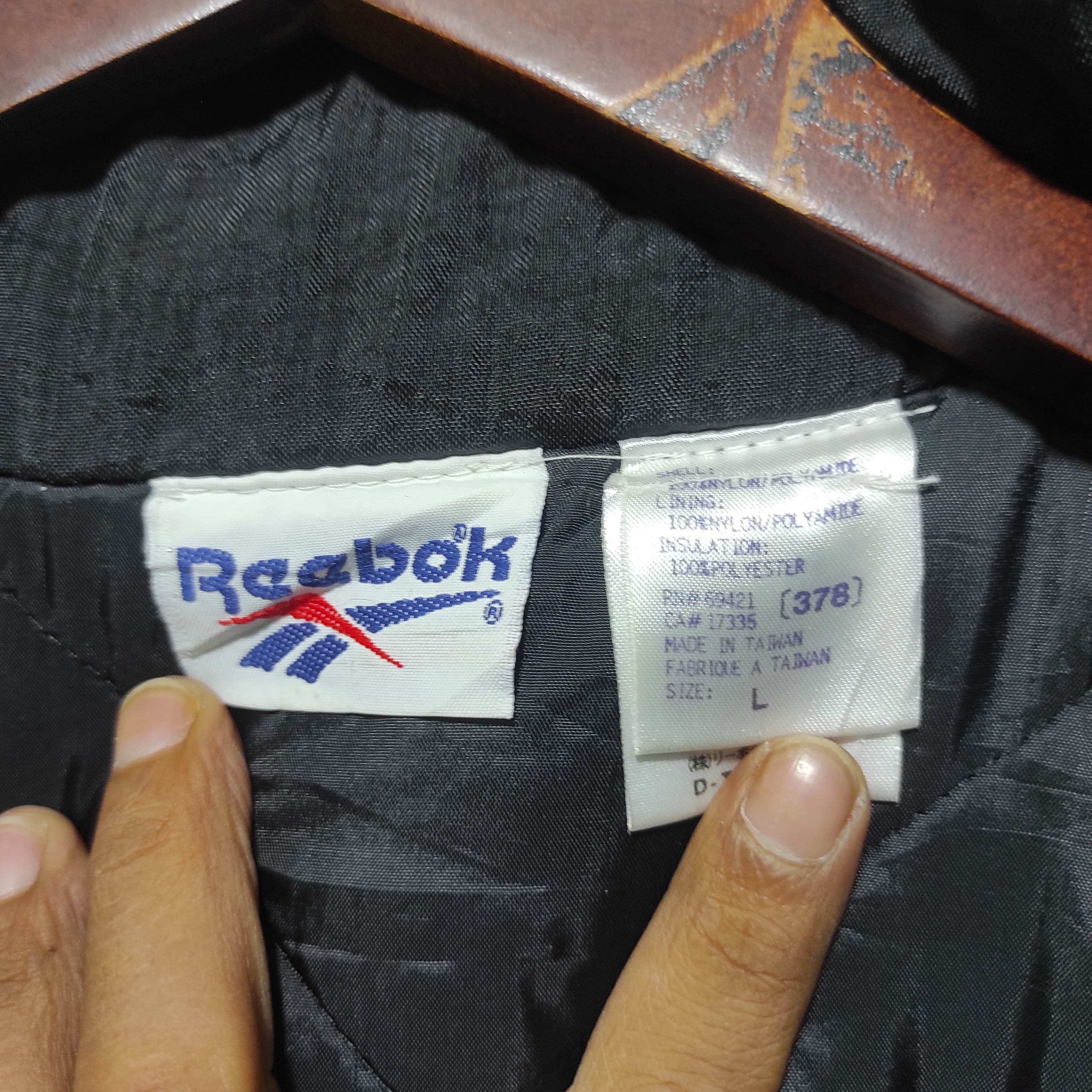 Reebok Vintage Reebok Puffer Windbreaker Jacket & Hat Cap Size US L / EU 52-54 / 3 - 14 Thumbnail