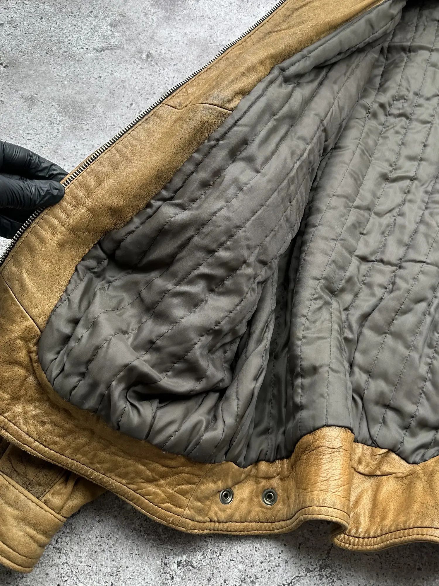 Japanese Brand Vintage Faded Leather Jacket C554(V108) Size US M / EU 48-50 / 2 - 8 Thumbnail