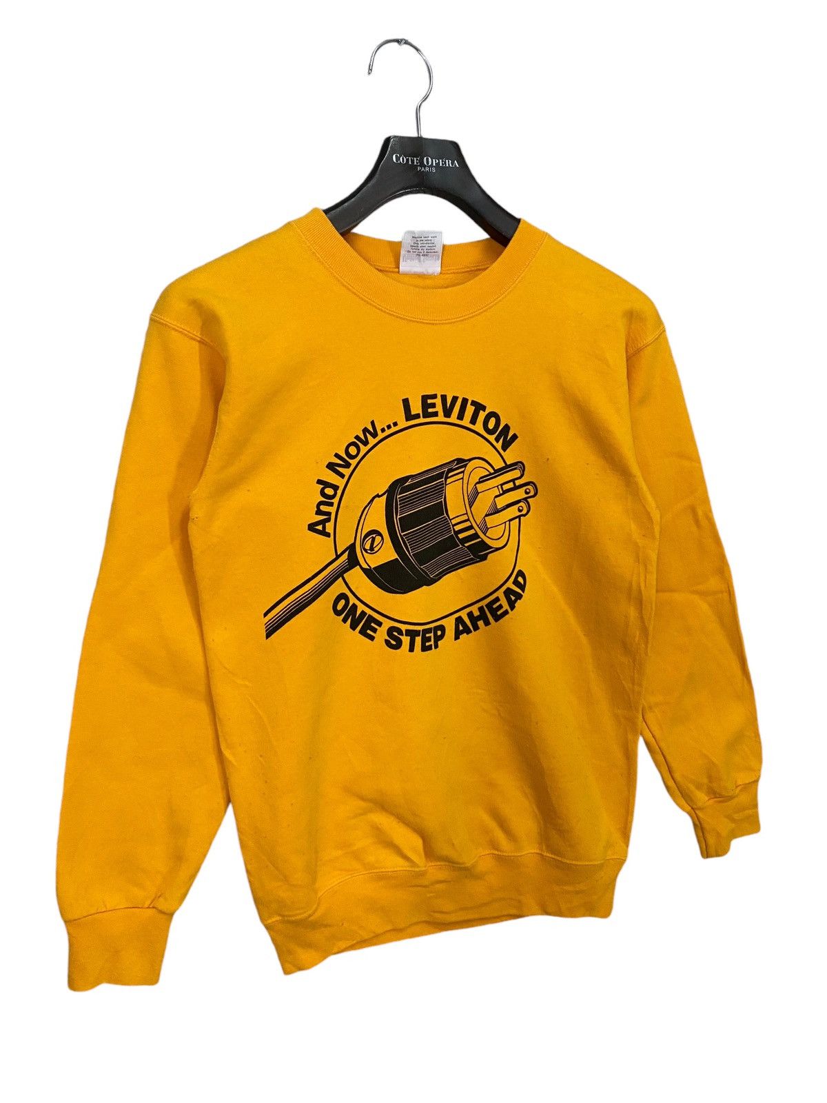 Vintage Vintage 90s leviton sweatshirt crewneck pullover size s Size US S / EU 44-46 / 1 - 2 Thumbnail