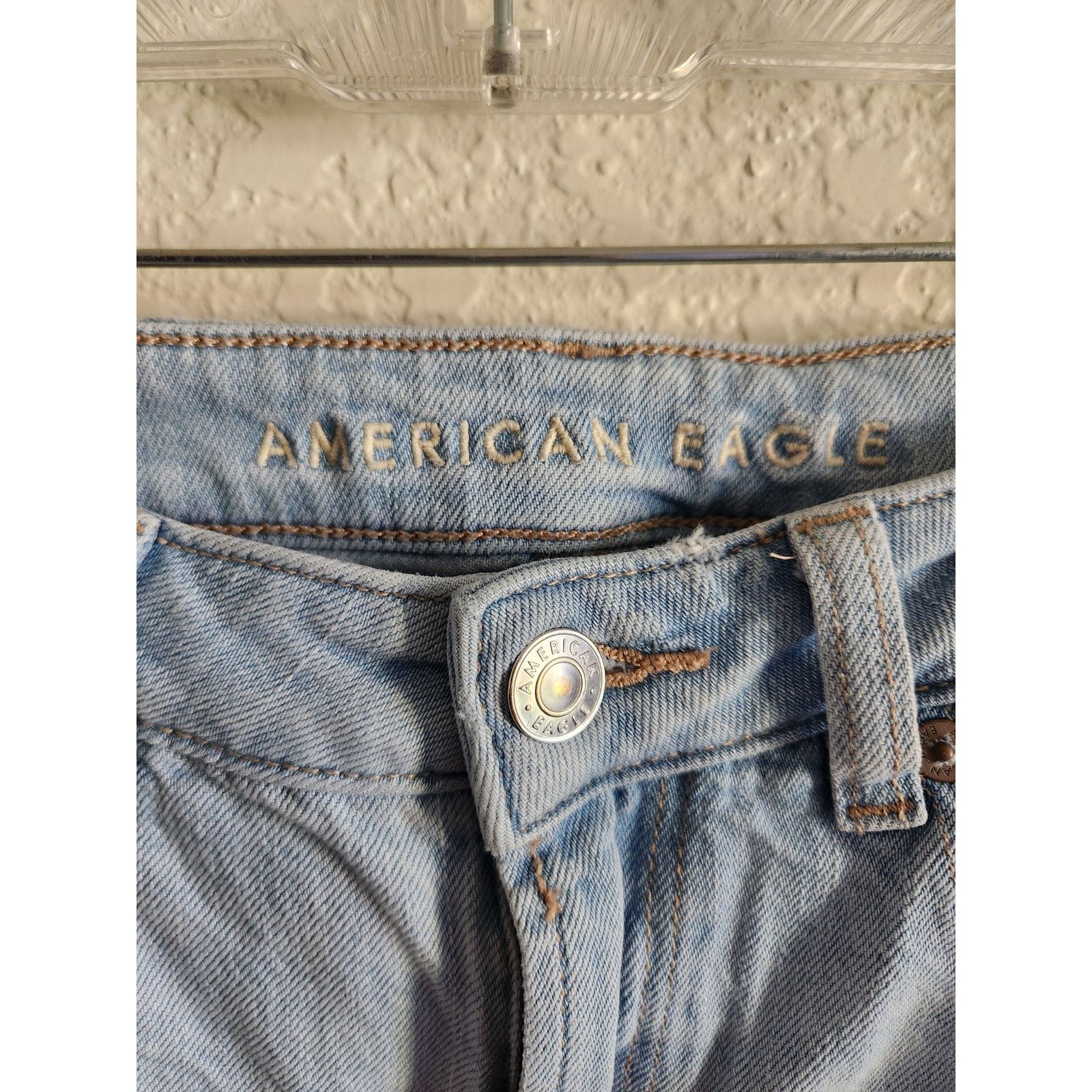 American Eagle Outfitters American Eagle Women's Distressed High Waisted Denim Jeans-6 Size 28" / US 6 / IT 42 - 9 Thumbnail