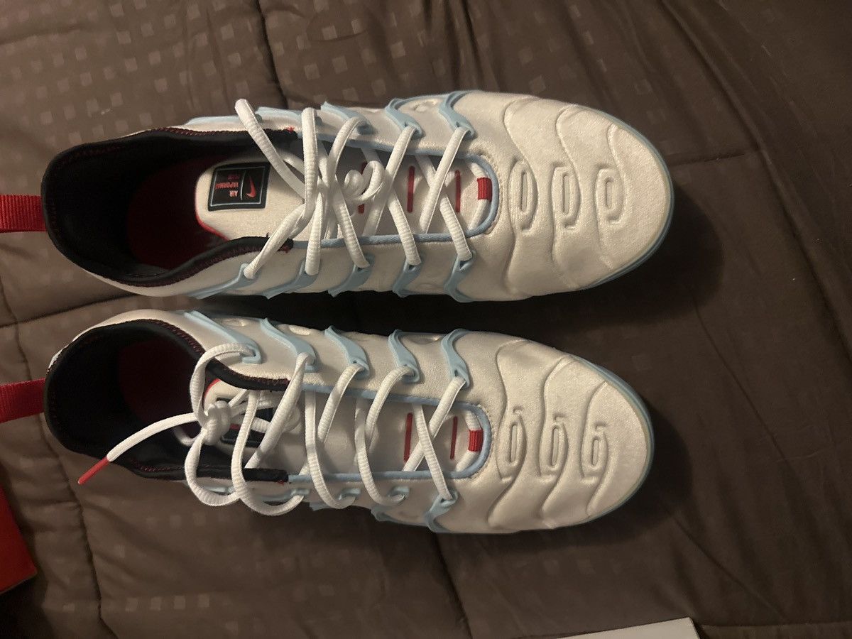 Nike Nike VaporMax Chi City Colors Size US 10 / EU 43 - 7 Thumbnail