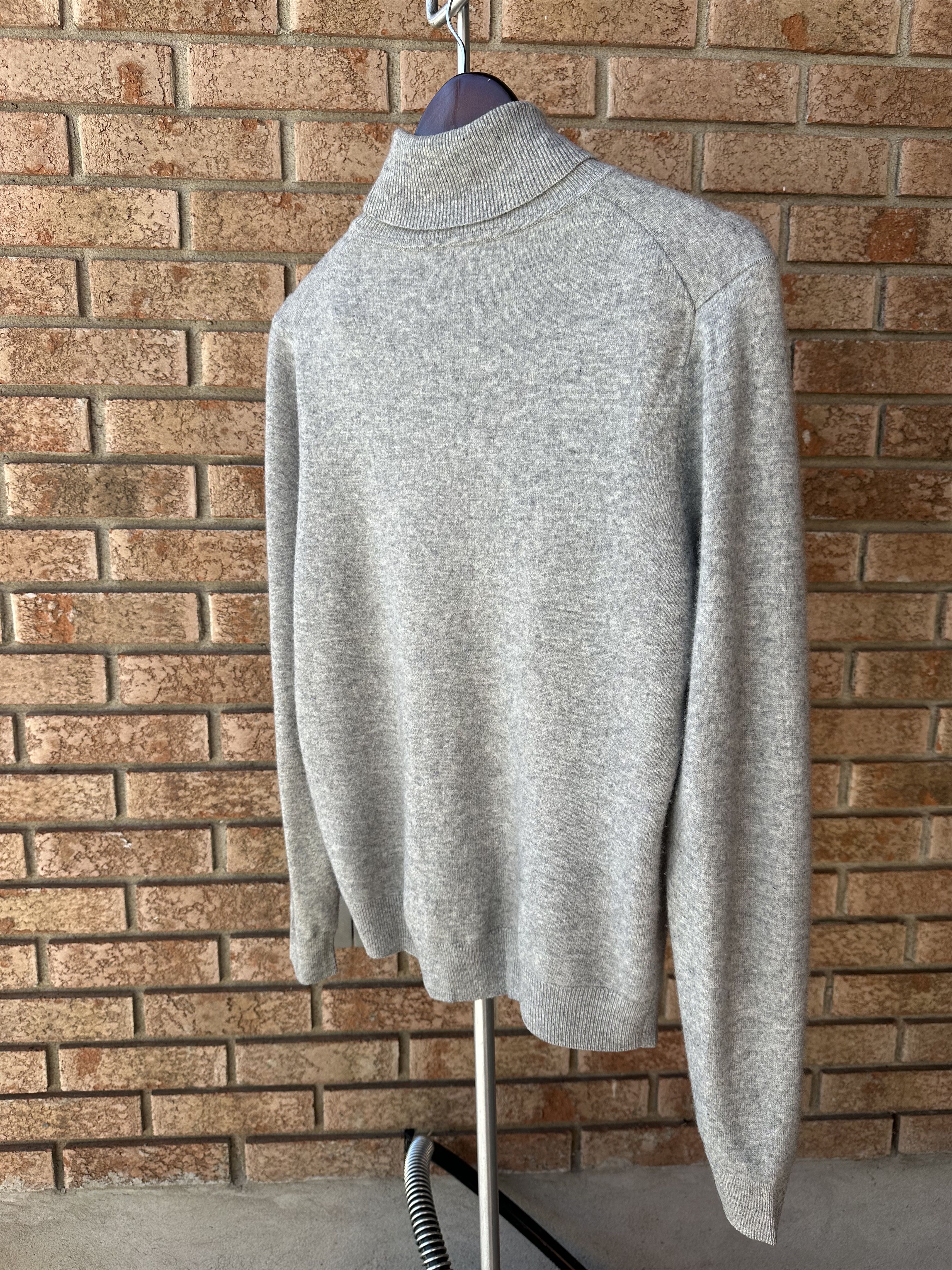 Uniqlo Cashmere Turtleneck Size US M / EU 48-50 / 2 - 5 Thumbnail