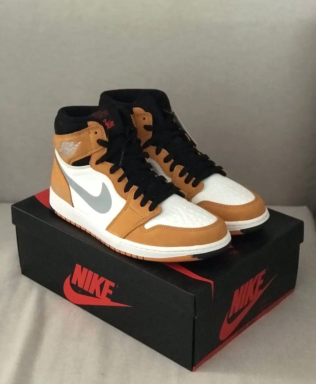 image of Jordan Nike Jordan Air 1 Hight Element Gore-Tex 'light Curry' Shoes in Yellow, Men's (Size 12)