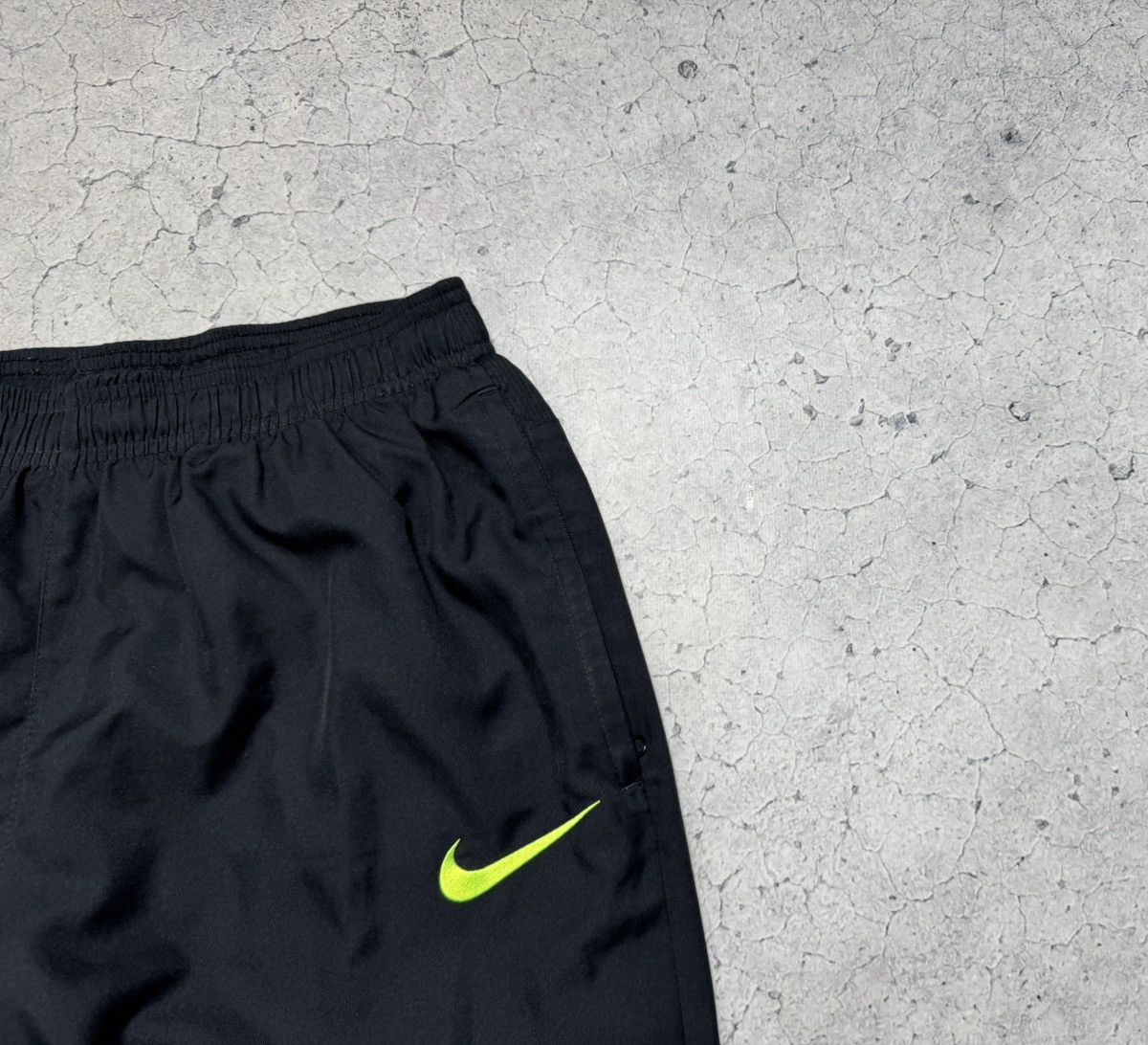 Nike Nike Manchester City Vintage Nylon Baggy Track Pants Soccer Size US 32 / EU 48 - 5 Thumbnail