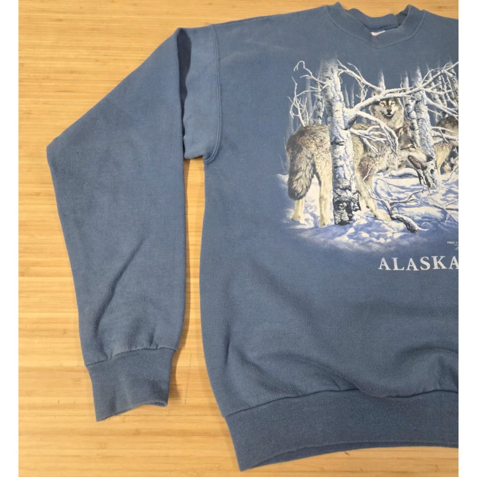 Hanes VINTAGE Hanes Alaska Wolves Sweatshirt Mens L Blue Crewneck Graphic Polar Graphics Size US L / EU 52-54 / 3 - 4 Thumbnail