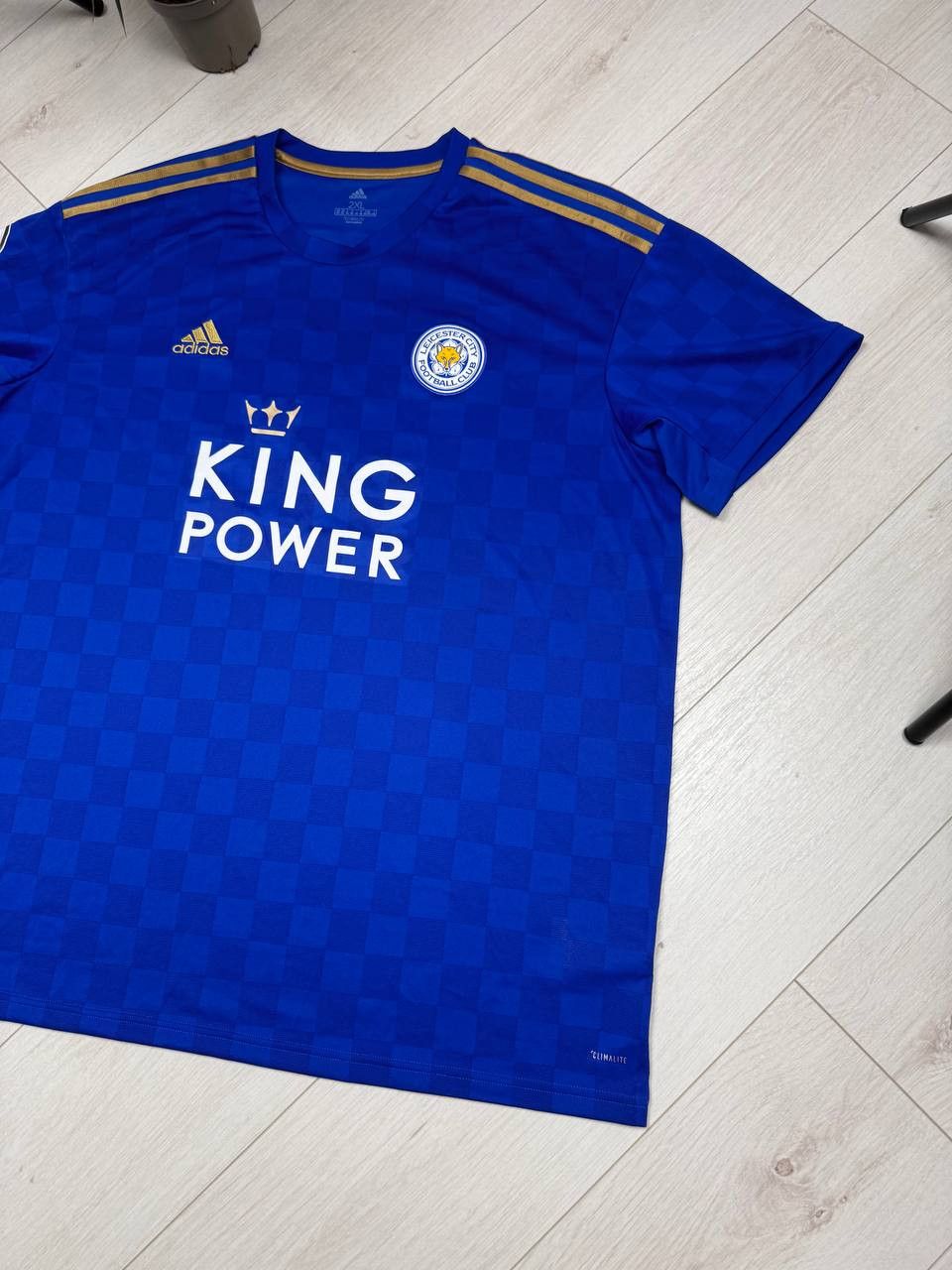 Adidas Vintage adidas Leicester soccer jersey 2019-2020 gold line Size US XXL / EU 58 / 5 - 3 Thumbnail