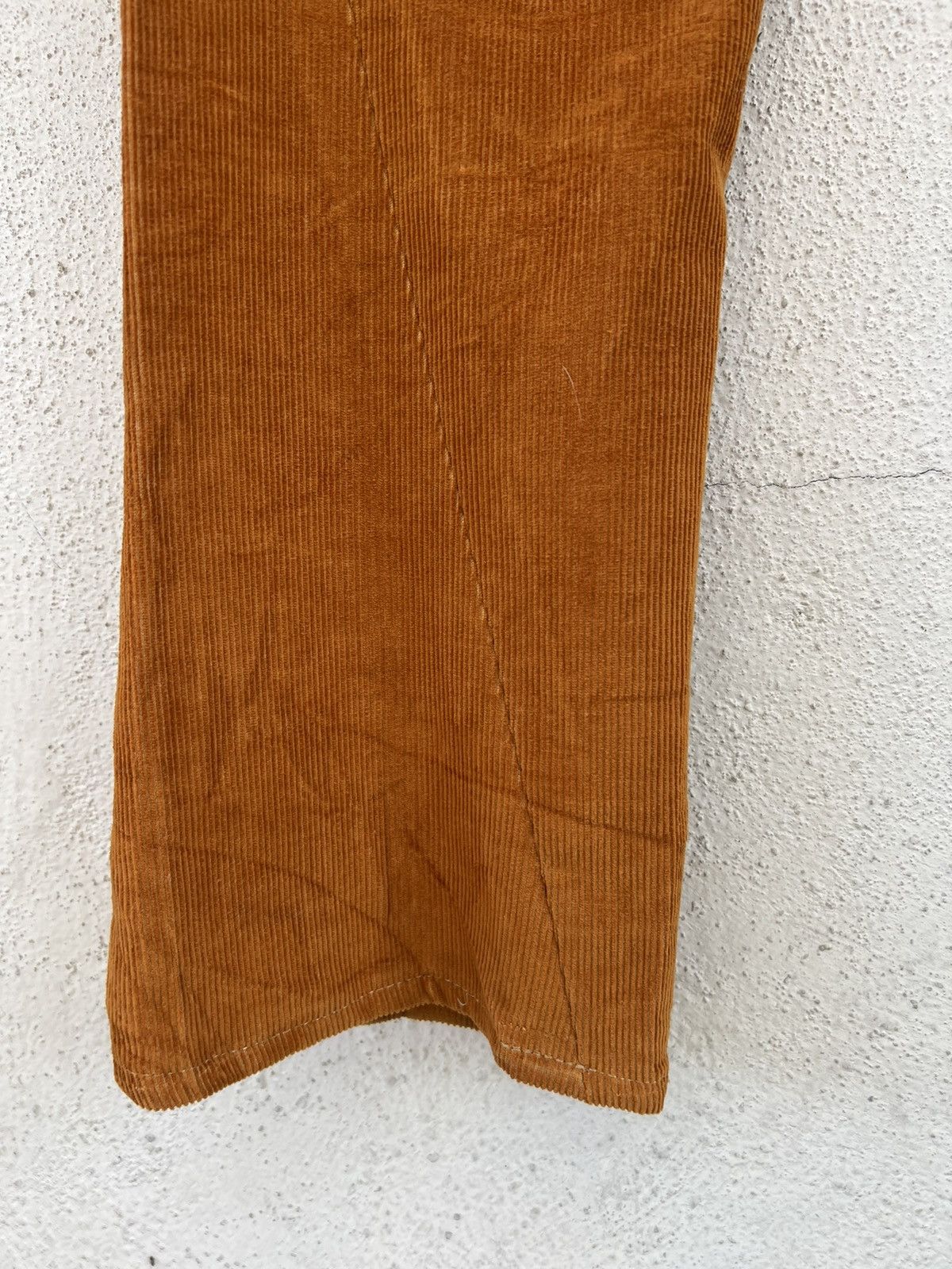 True Religion Vintage 2000s True Religion #803 Orange Corduroy Flare Pant Size US 28 / EU 44 - 10 Thumbnail