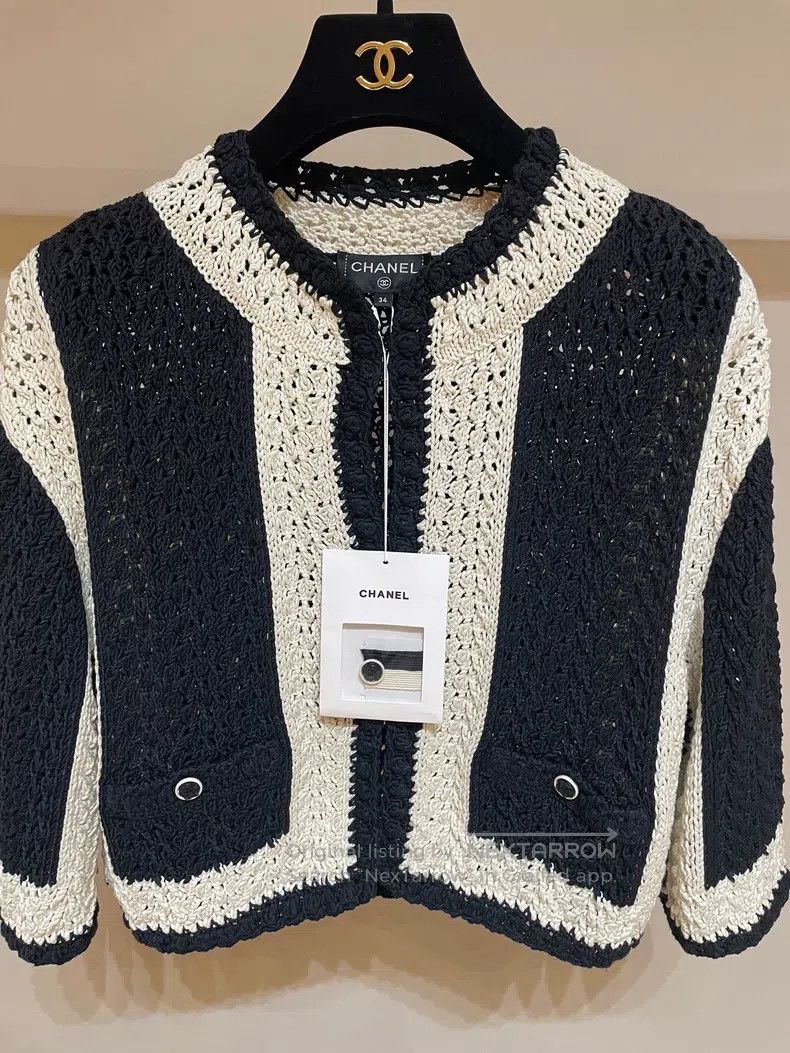 Chanel Chanel Early spring black and white knitted coat Size XXS / US 00 / IT 34 - 1 Thumbnail