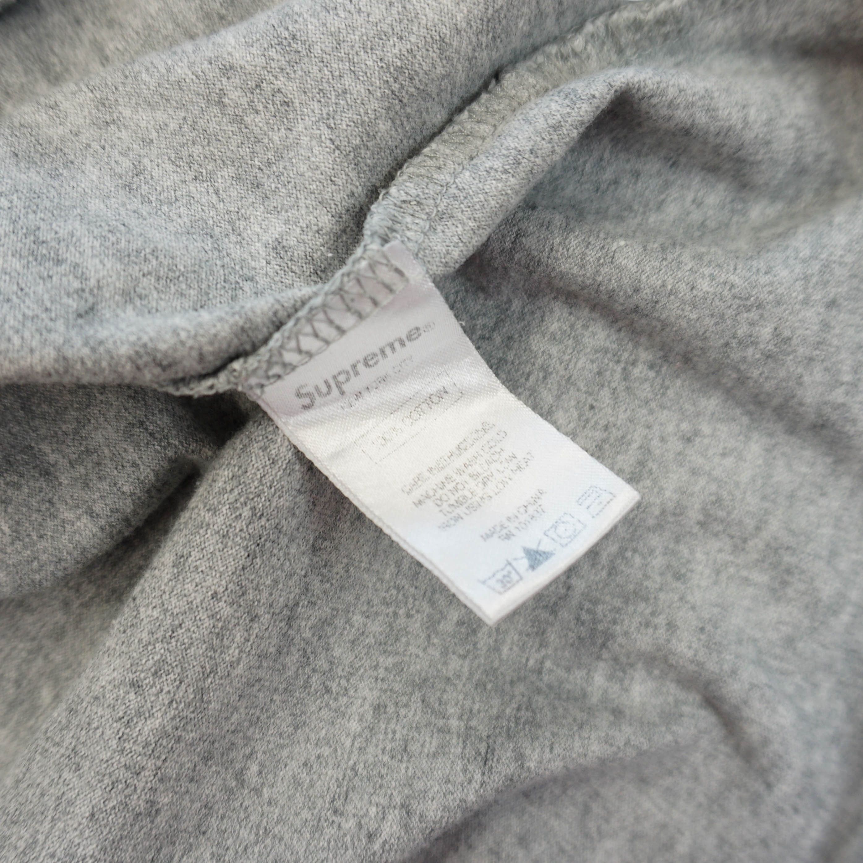 Supreme Small Box Logo Gray Tee Size US M / EU 48-50 / 2 - 4 Thumbnail