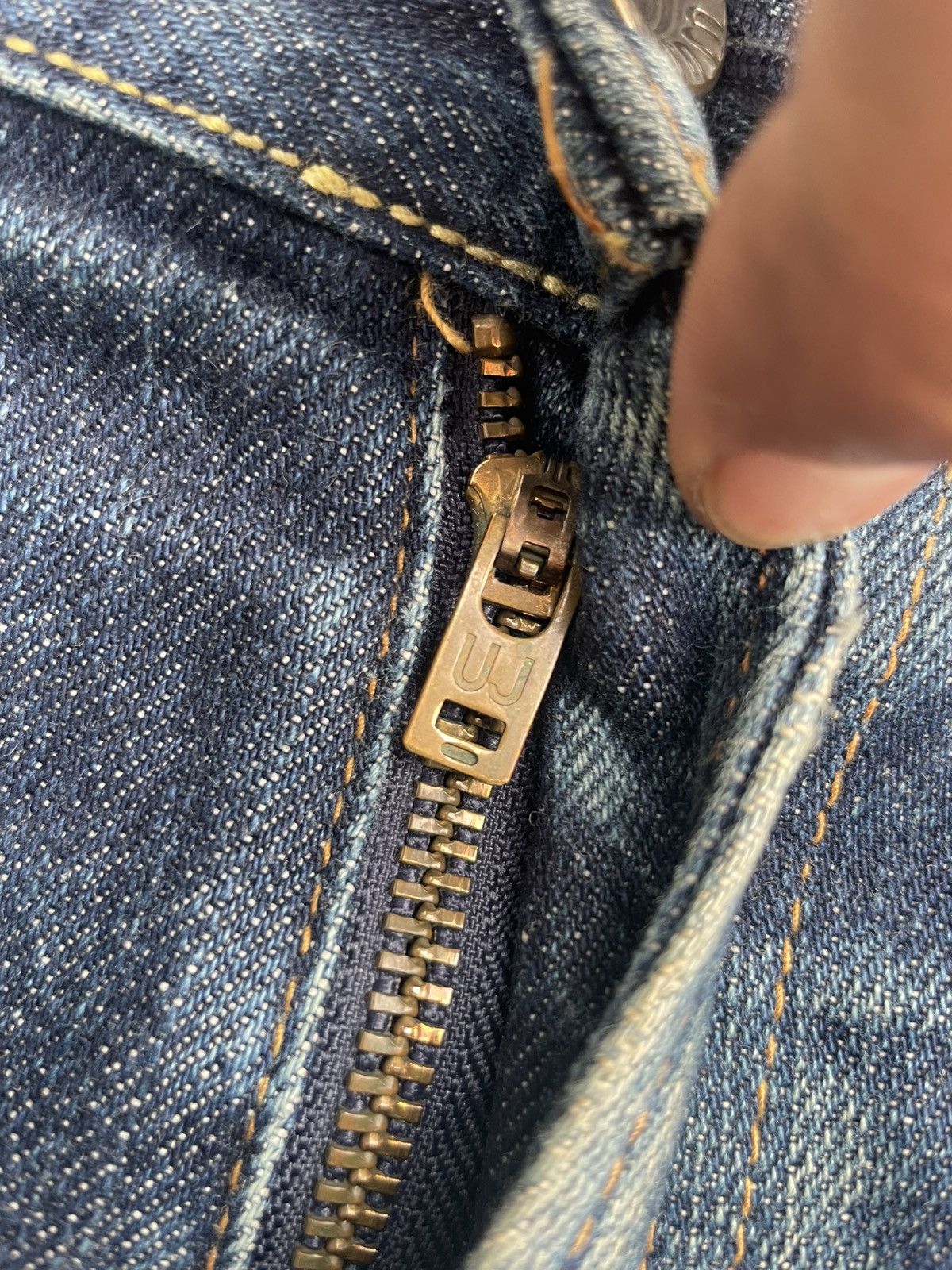 Japanese Brand × Uniqlo Uniqlo UJ S002 Selvedge Distresed Jeans Size US 34 / EU 50 - 22 Thumbnail