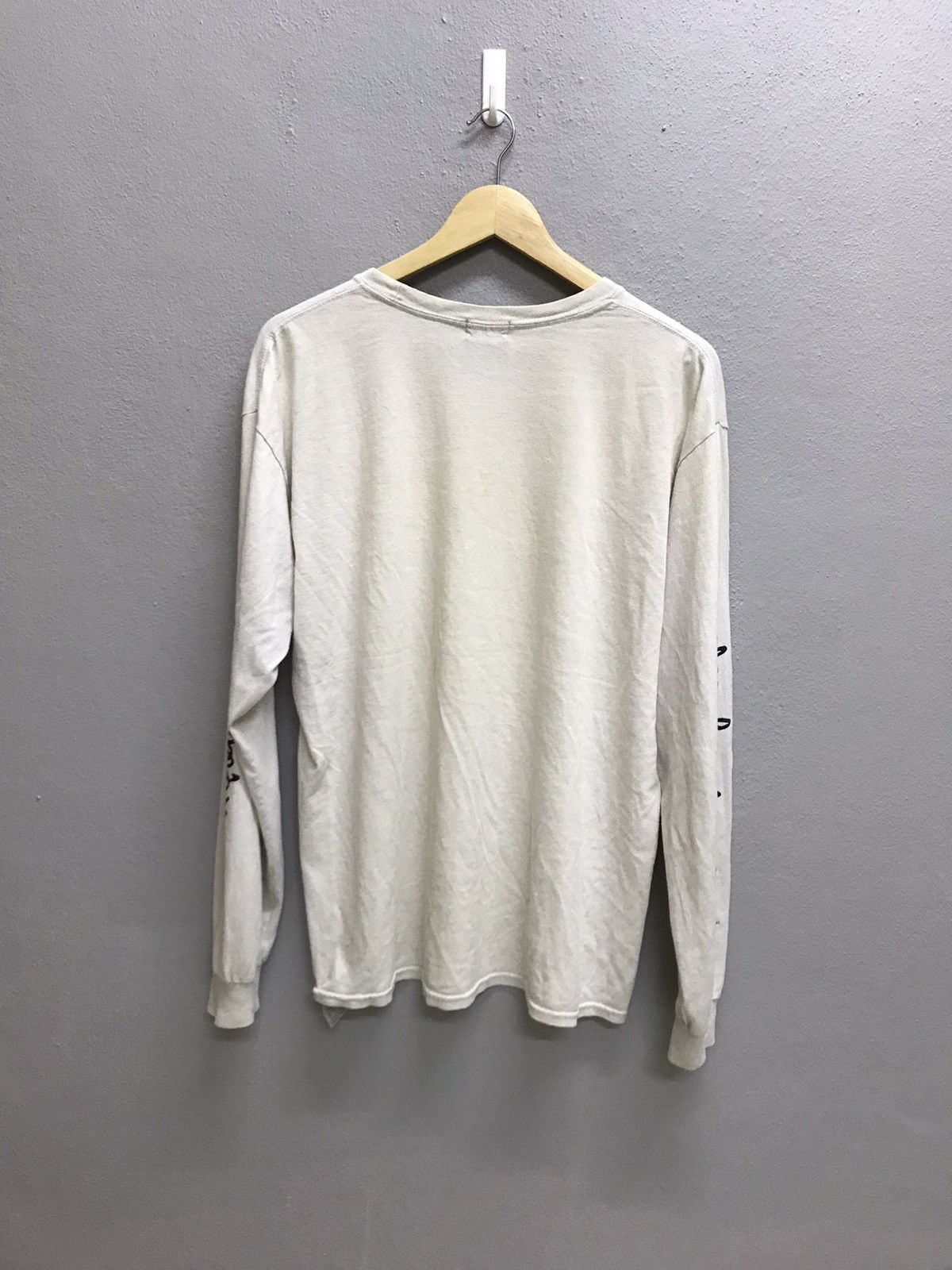 Japanese Brand VINTAGE Y2K MARK GONZALES X ANTI QULOTHES LONGSLEEVE TSHIRT Size US L / EU 52-54 / 3 - 6 Thumbnail