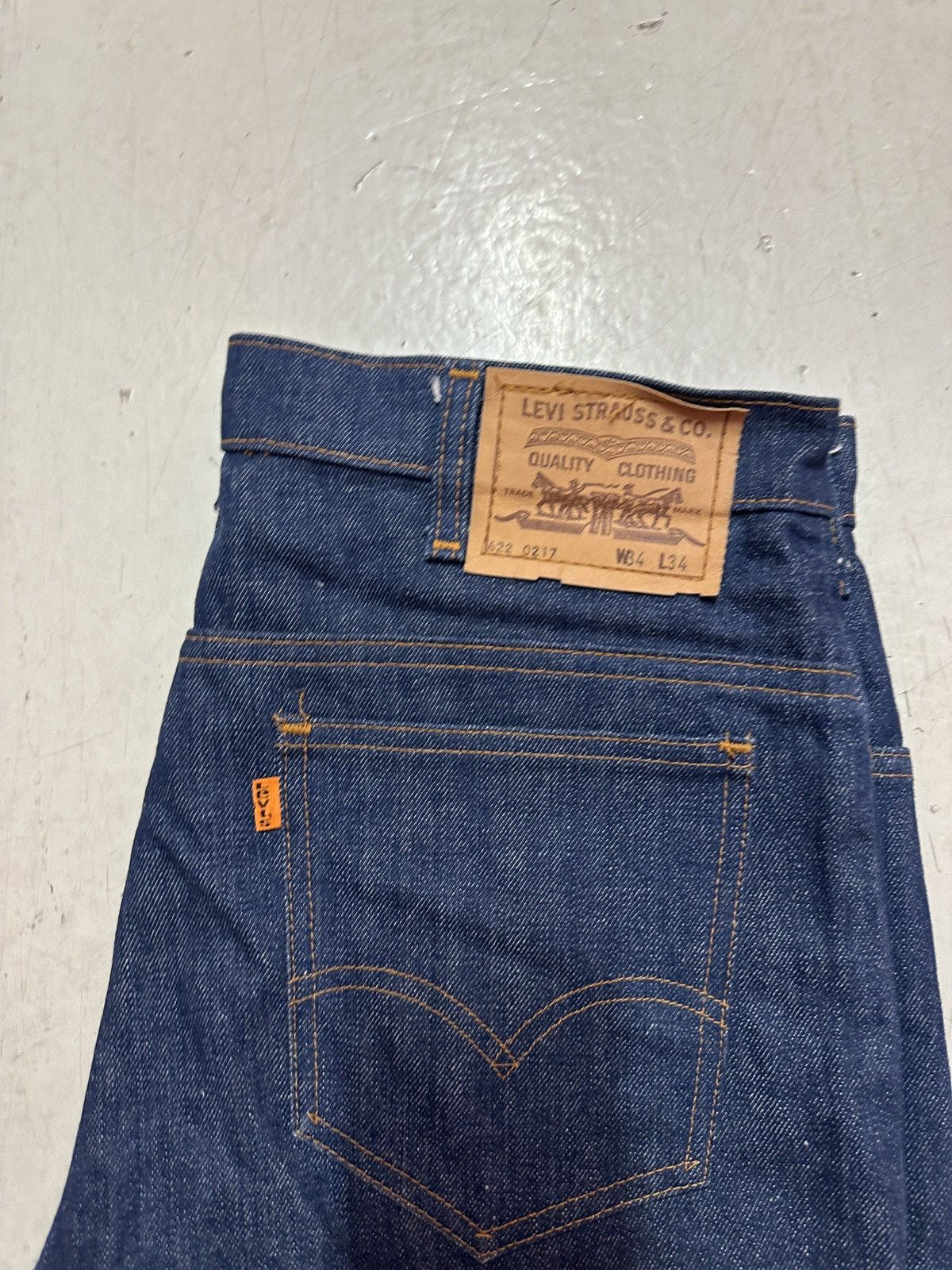Levi's Vintage Levis 622 Bell Bottoms Size US 34 / EU 50 - 2 Thumbnail
